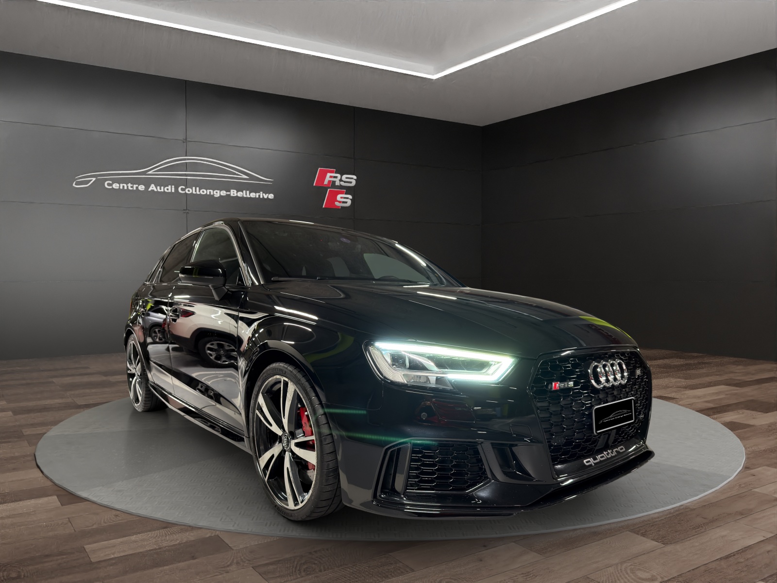 AUDI RS3 Sportback 2.5 TSI quattro S-tronic-image-4