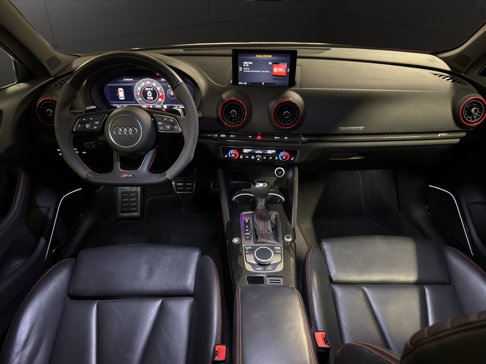 AUDI RS3 Sportback 2.5 TSI quattro S-tronic-image-9