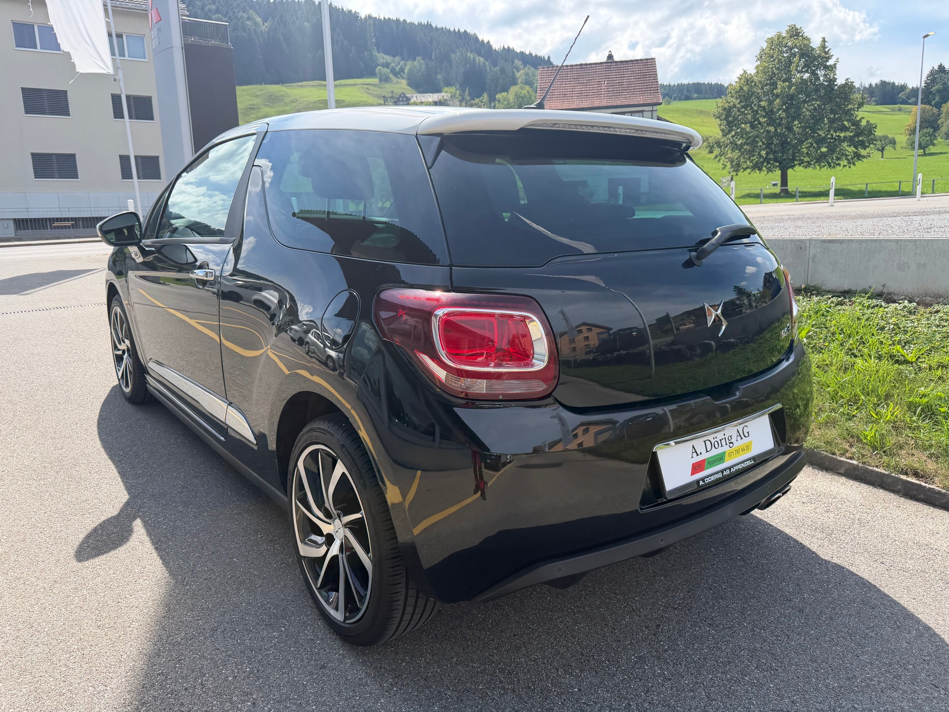DS AUTOMOBILES DS 3 1.6 THP Sport Chic-image-3