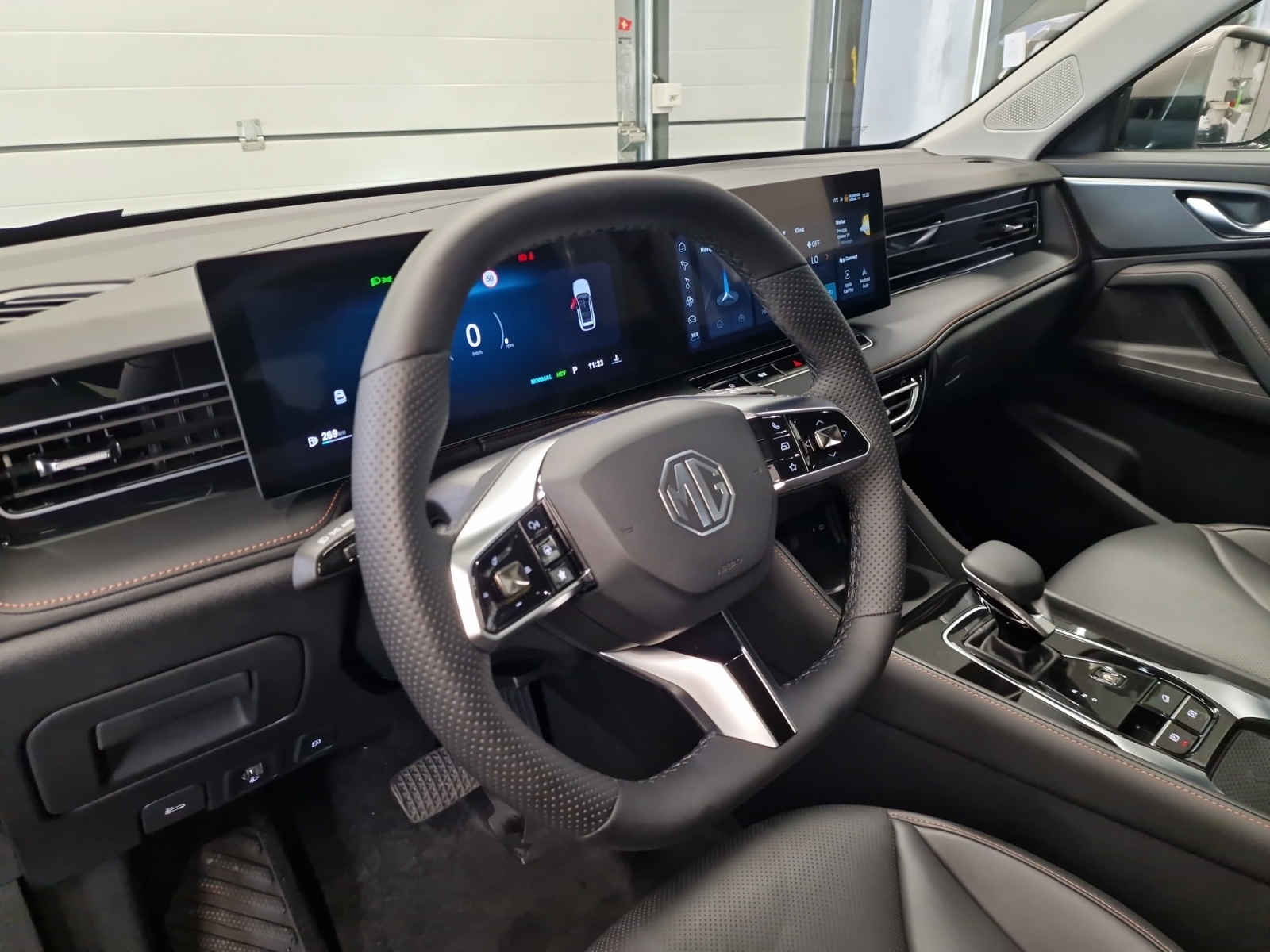 MG HS 1.5 T Plug-In-Hybrid Luxury Reichweite 103 km-image-12