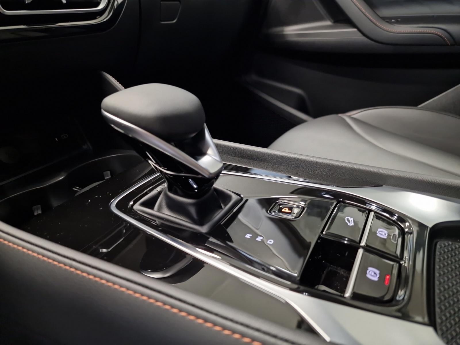 MG HS 1.5 T Plug-In-Hybrid Luxury Reichweite 103 km-image-20