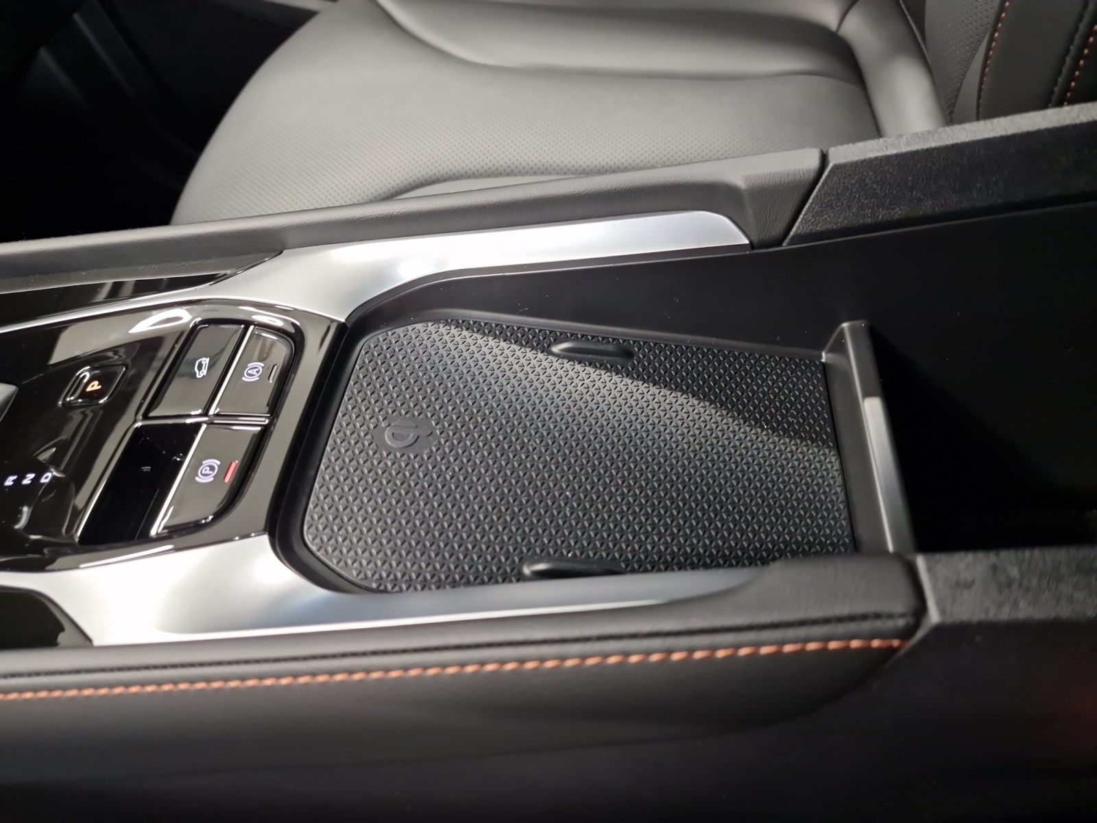 MG HS 1.5 T Plug-In-Hybrid Luxury Reichweite 103 km-image-21
