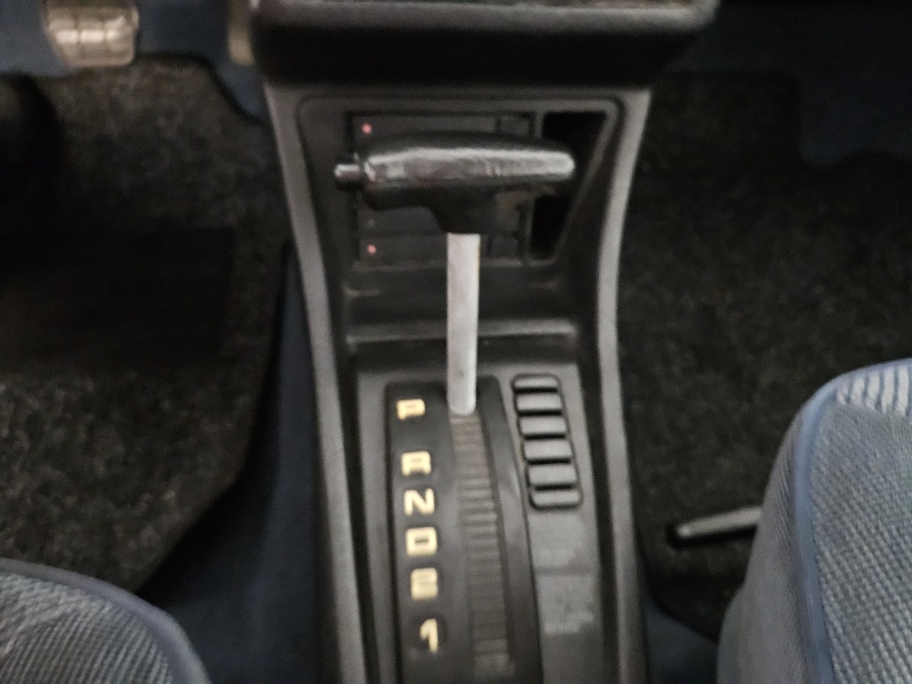 VW Golf 1800 CL-image-11