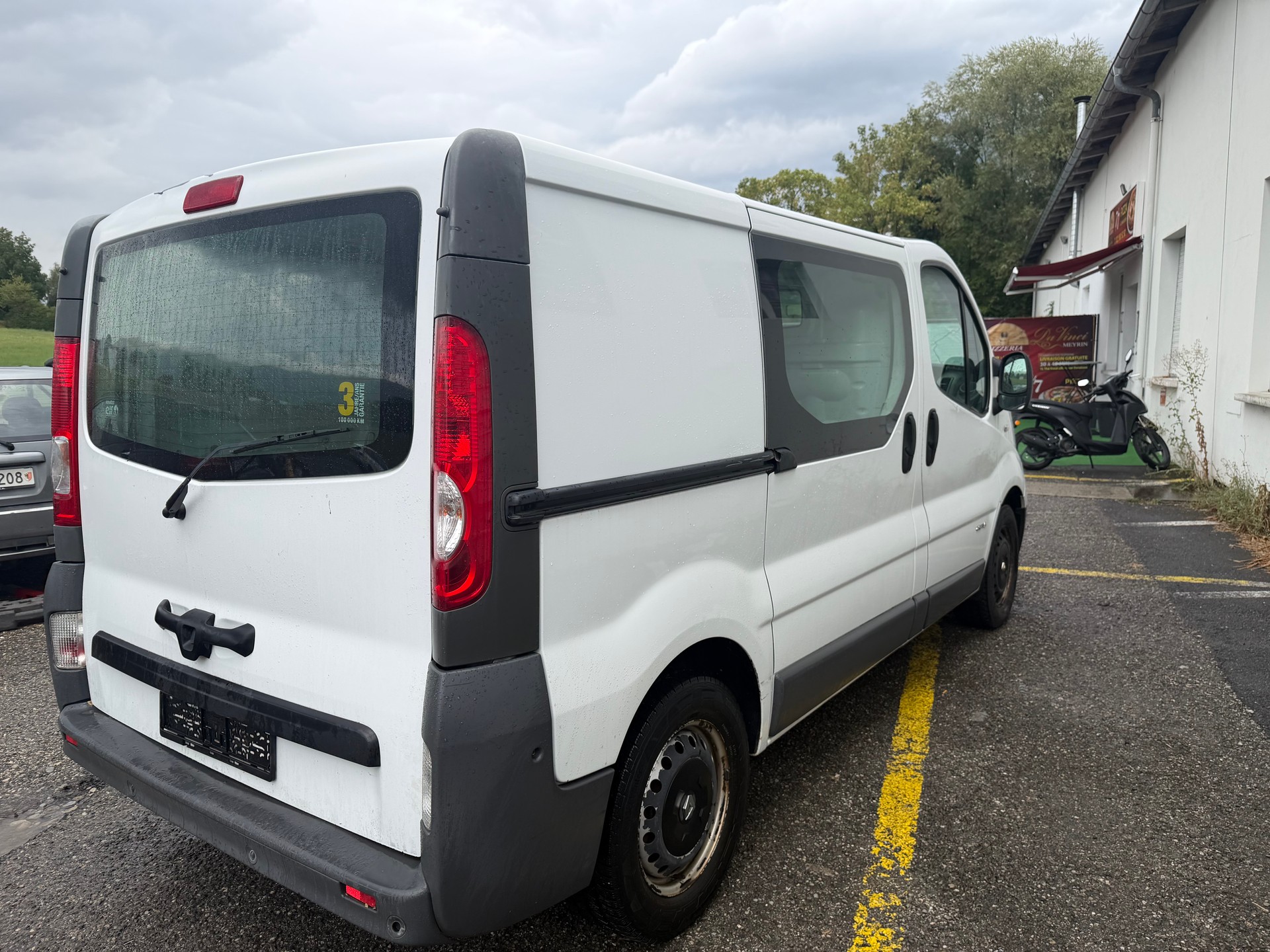 RENAULT Trafic 2.0 dCi 115 2.9t L1H1-image-4