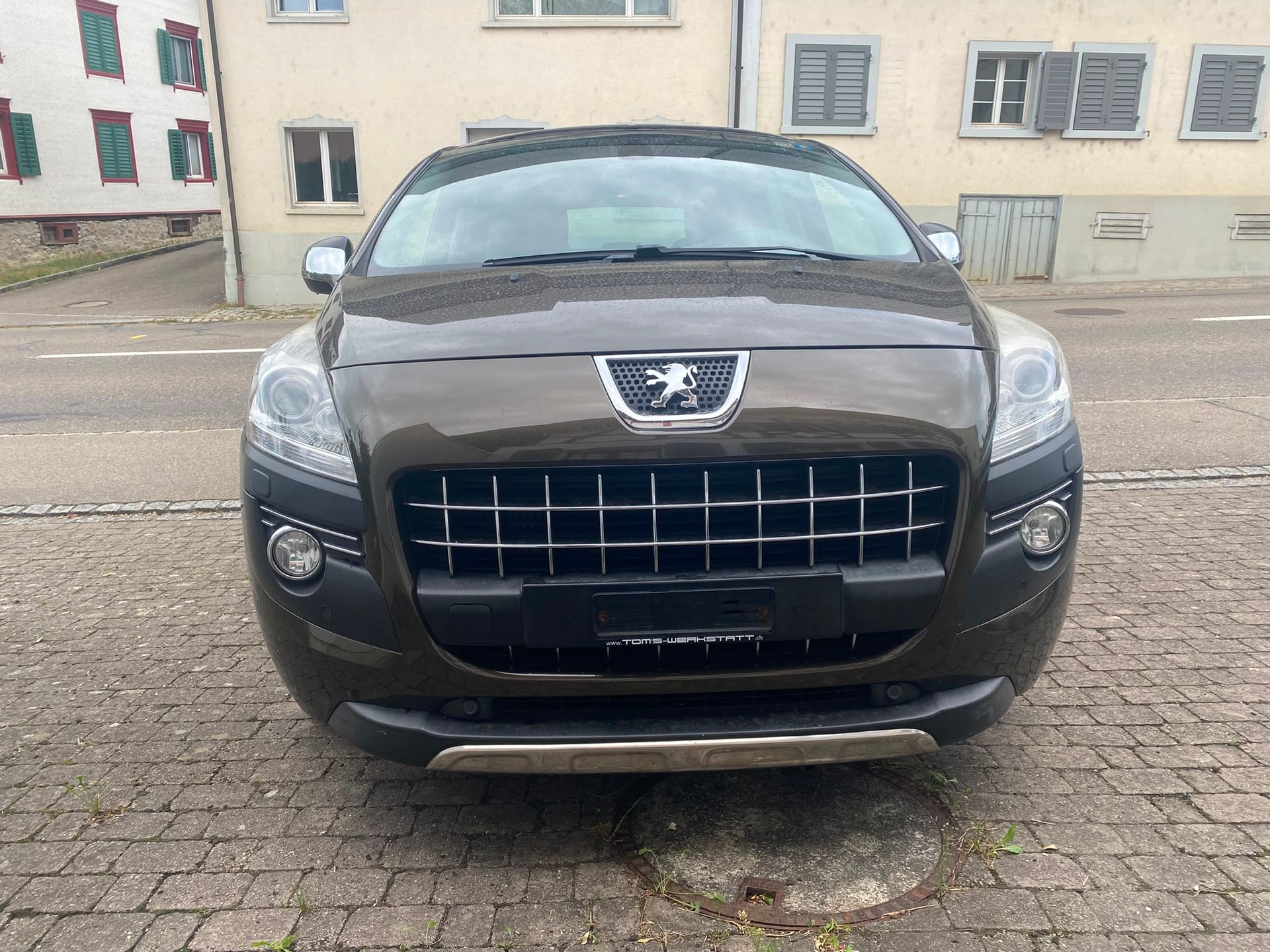PEUGEOT 3008 1.6 16V T Platinum-image-1