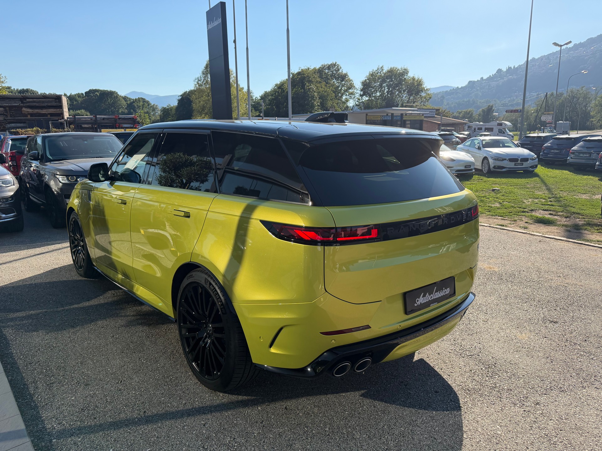LAND ROVER Range Rover Sport P635 4.4 V8 SV SOL CURATION-image-6