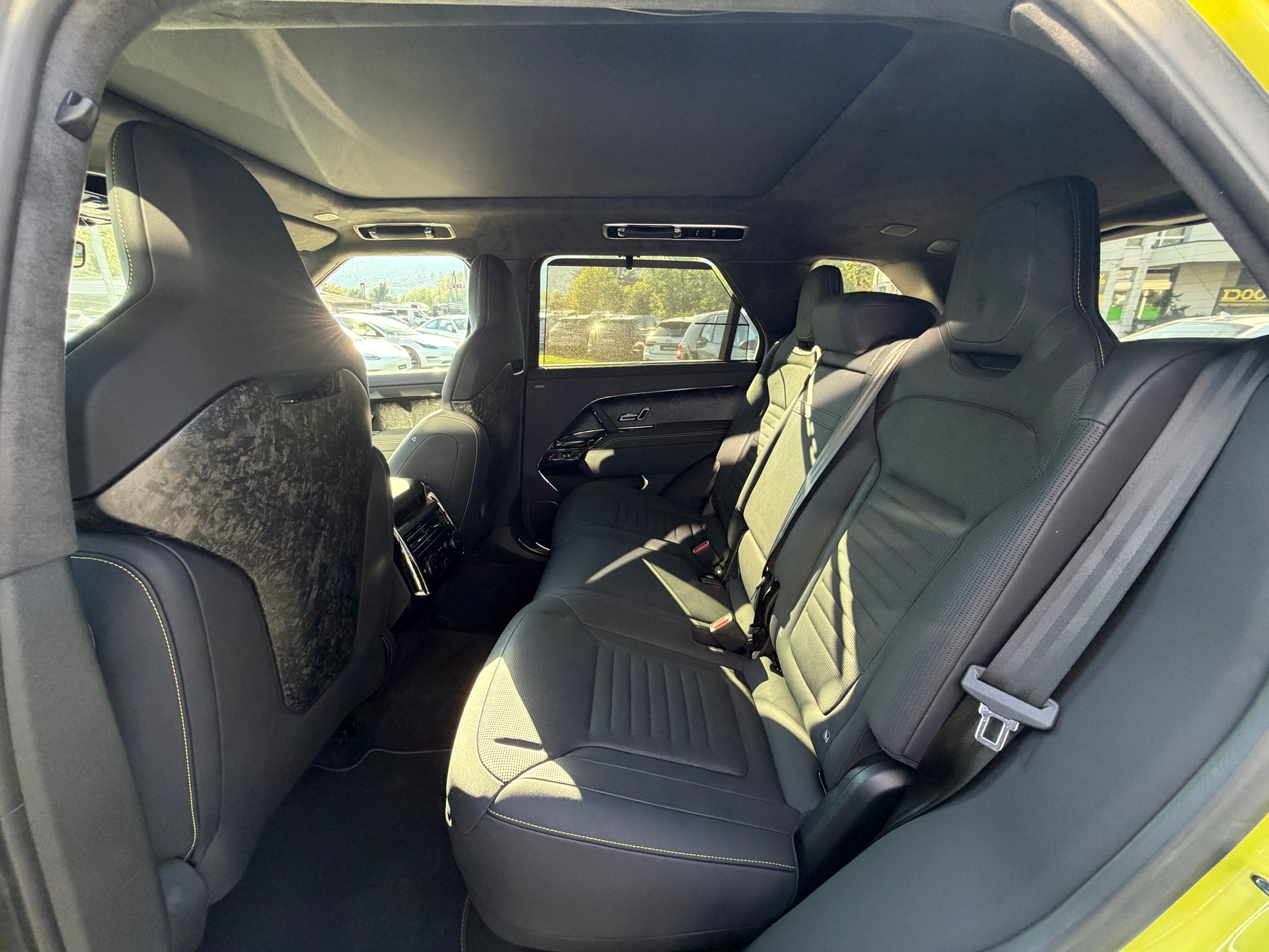 LAND ROVER Range Rover Sport P635 4.4 V8 SV SOL CURATION-image-16