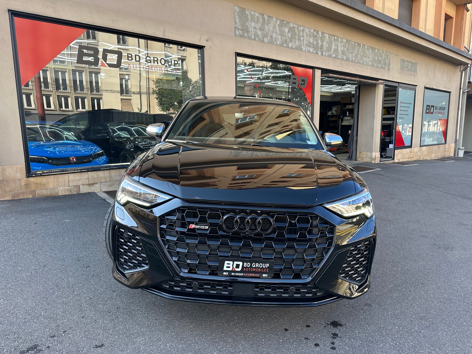 AUDI RS Q3 Sportback quattro S tronic-image-1
