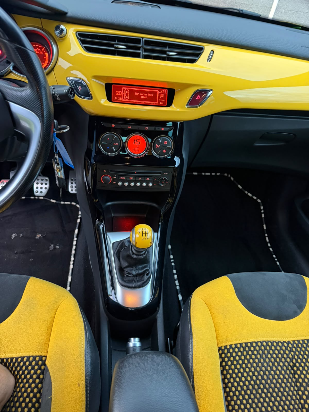 DS AUTOMOBILES DS3 1.6 THP Sport Chic-image-9