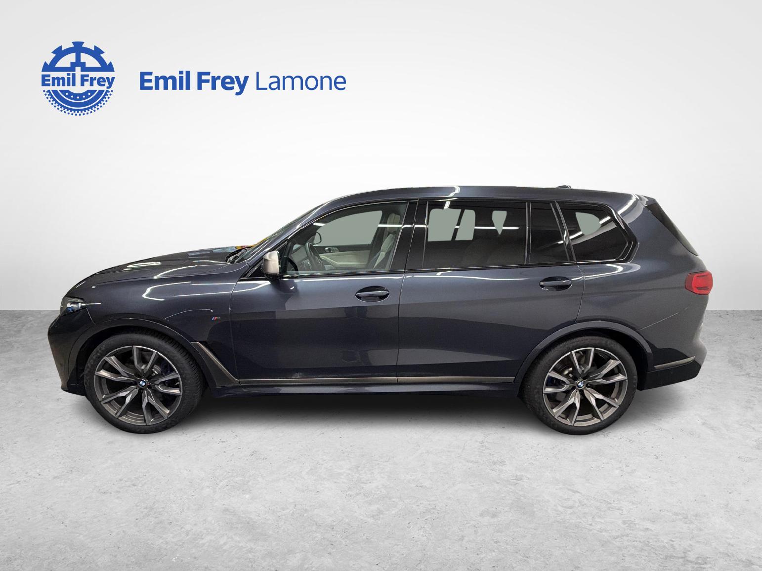 BMW X7 M50i-image-2