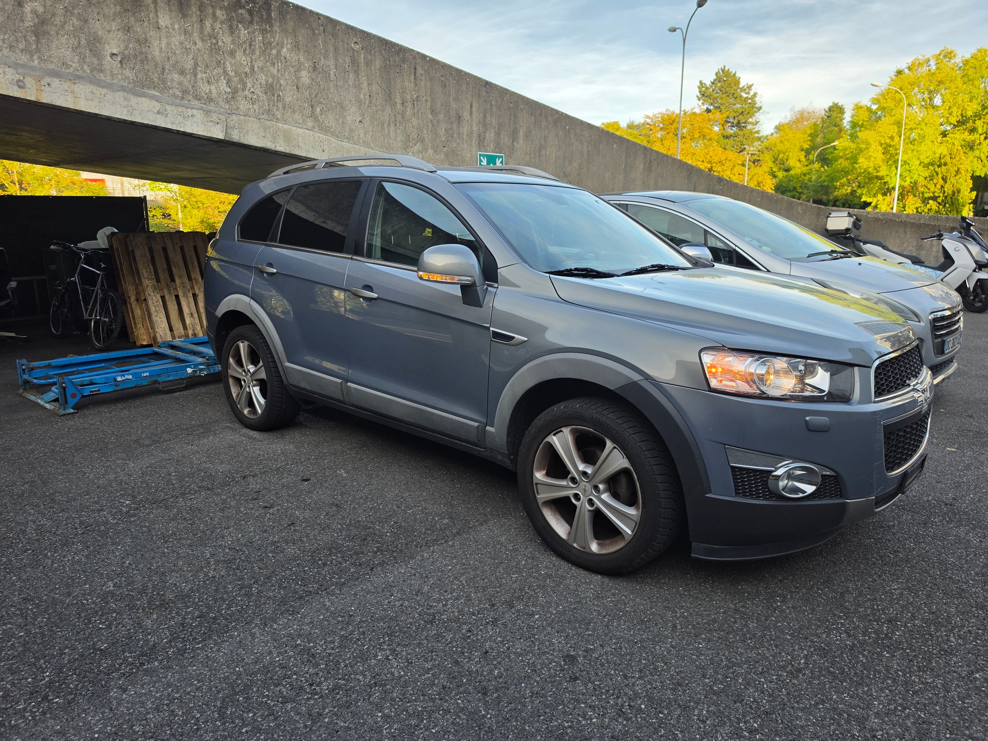 CHEVROLET Captiva 2.2 VCDi LT 4WD Automatic-image-1