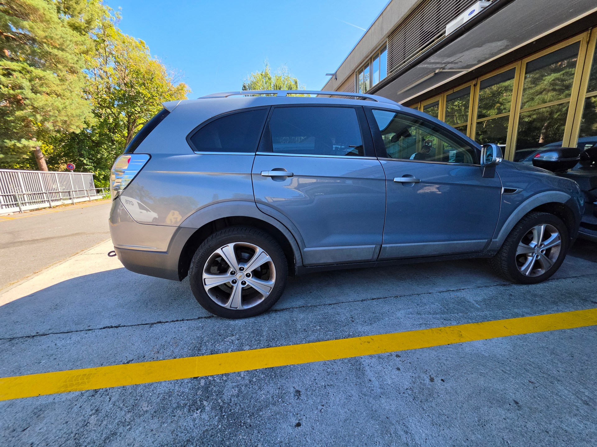 CHEVROLET Captiva 2.2 VCDi LT 4WD Automatic-image-8