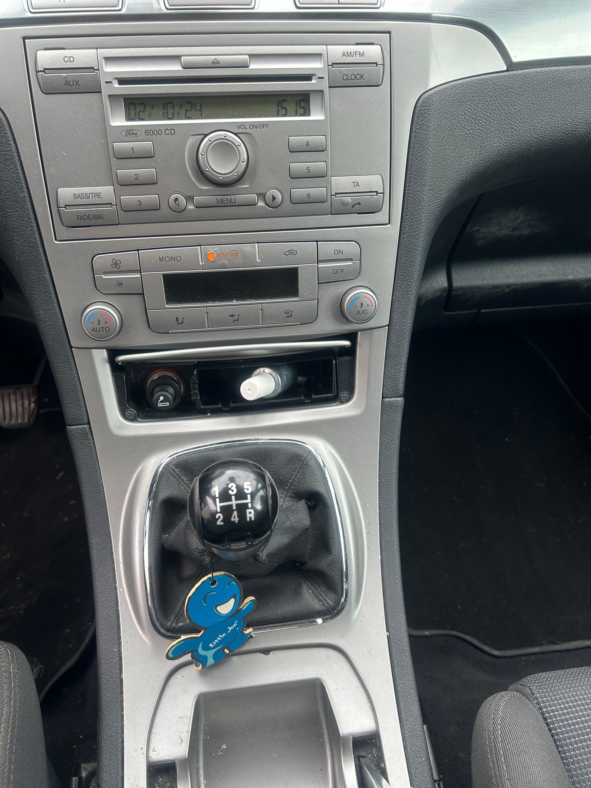 FORD S-Max 2.0i Titanium-image-8