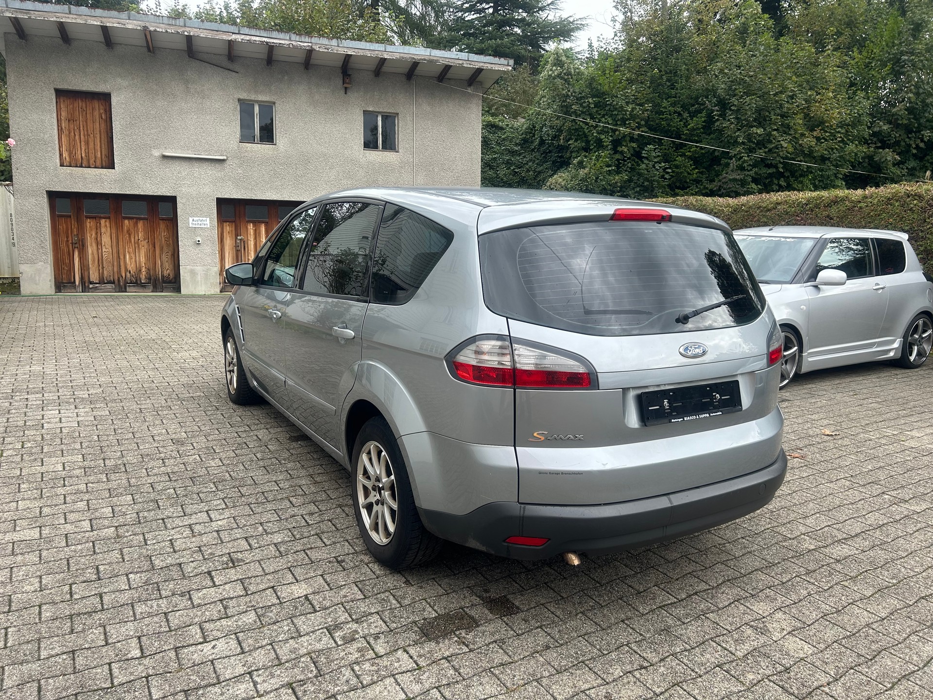 FORD S-Max 2.0i Titanium-image-5