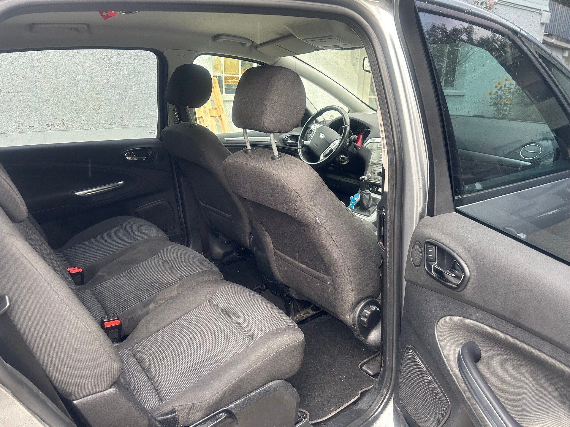 FORD S-Max 2.0i Titanium-image-14