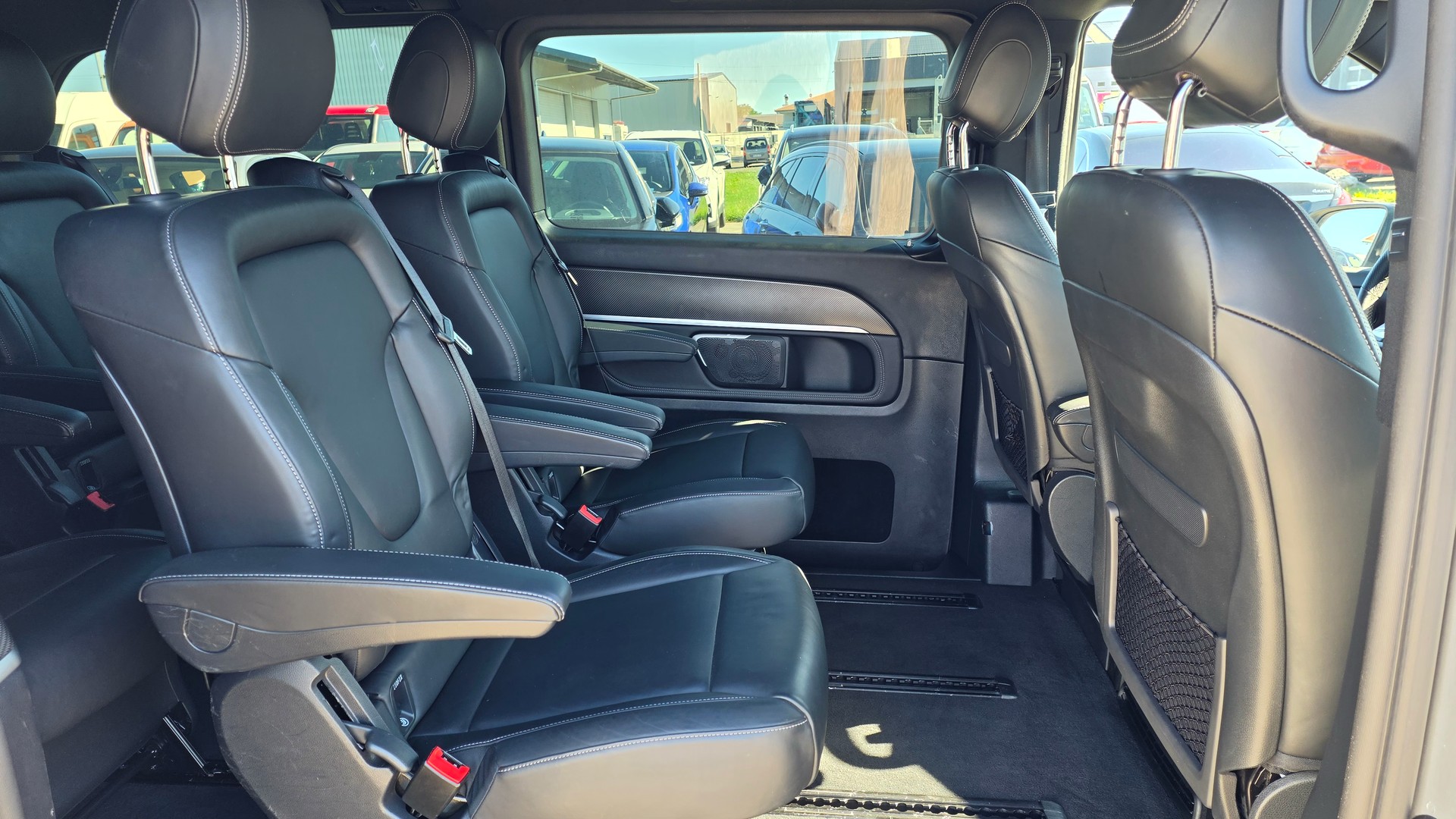 MERCEDES-BENZ V 250 d Avantgarde lang 4Matic 7G-Tronic-image-7