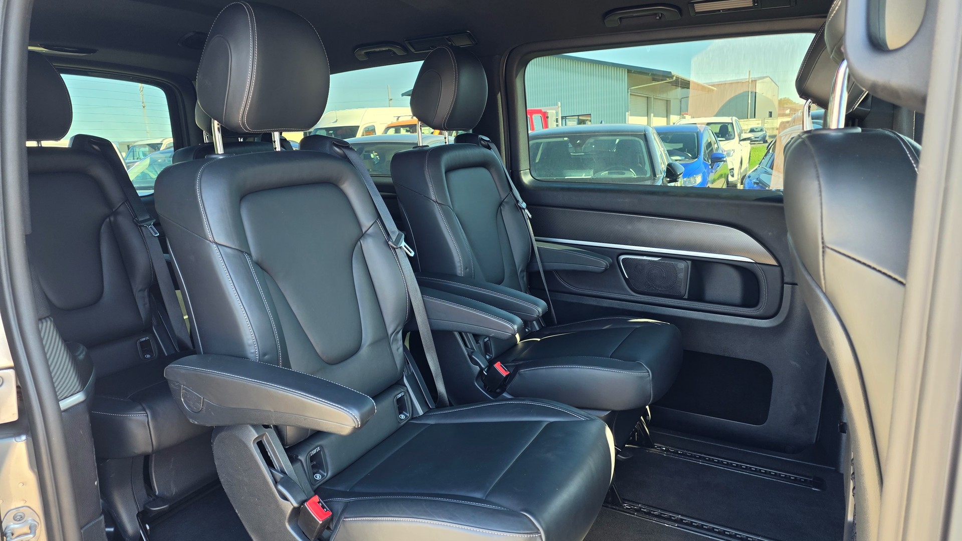 MERCEDES-BENZ V 250 d Avantgarde lang 4Matic 7G-Tronic-image-6