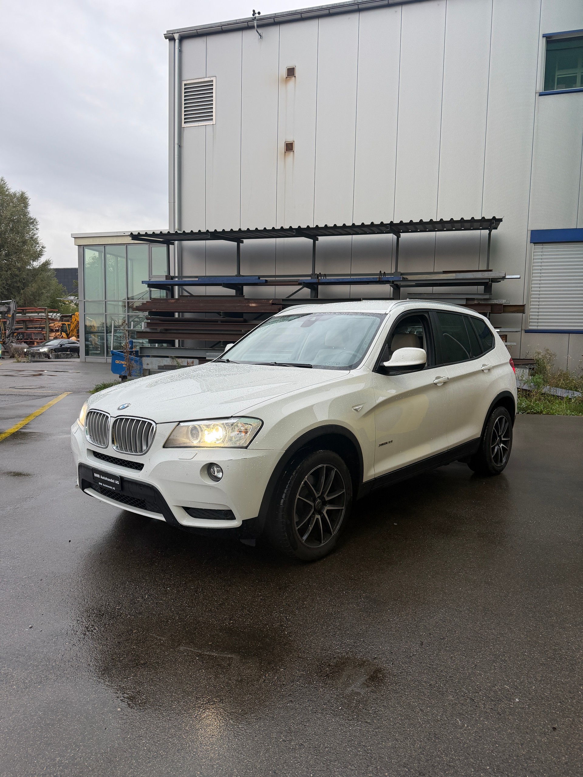 BMW X3 xDrive 28i Steptronic-image-2