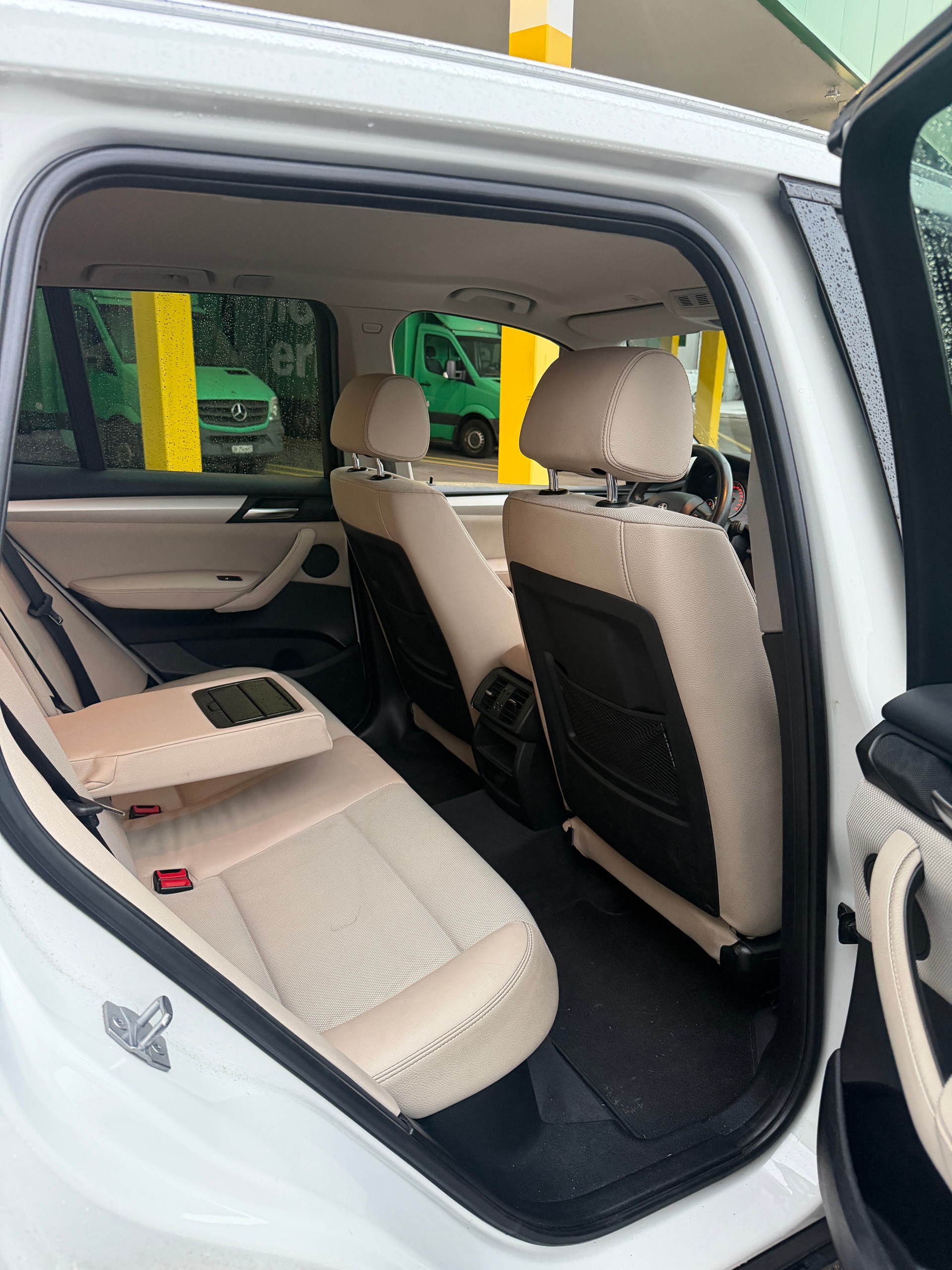 BMW X3 xDrive 28i Steptronic-image-15