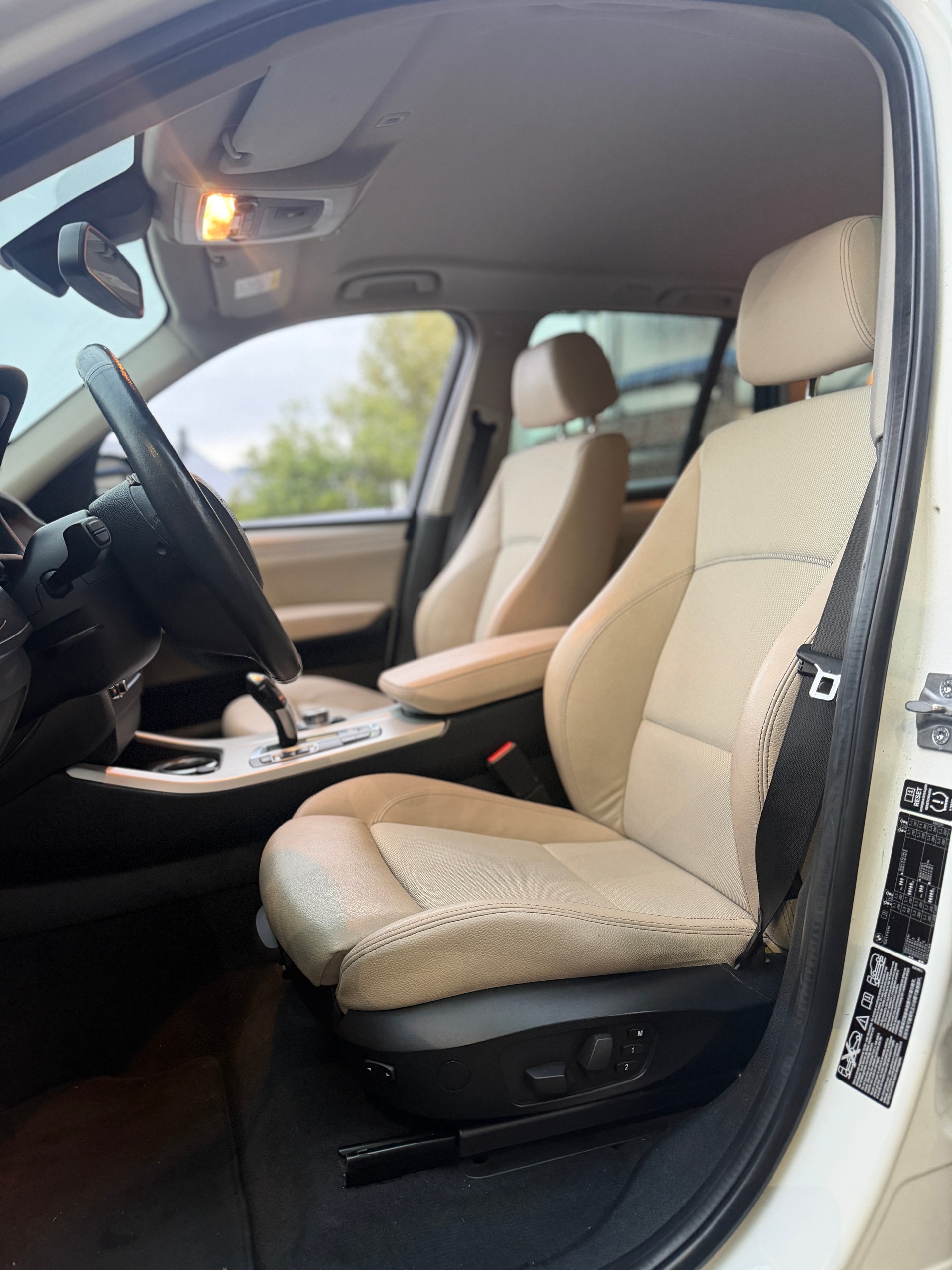 BMW X3 xDrive 28i Steptronic-image-8