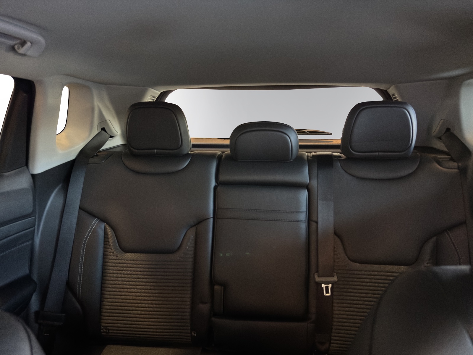 JEEP Compass 4x2 1.5 T MHEV S-image-9