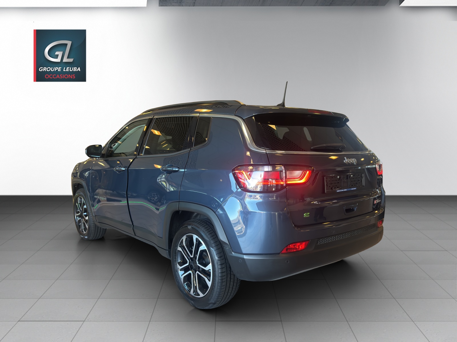 JEEP Compass 4x2 1.5 T MHEV S-image-3
