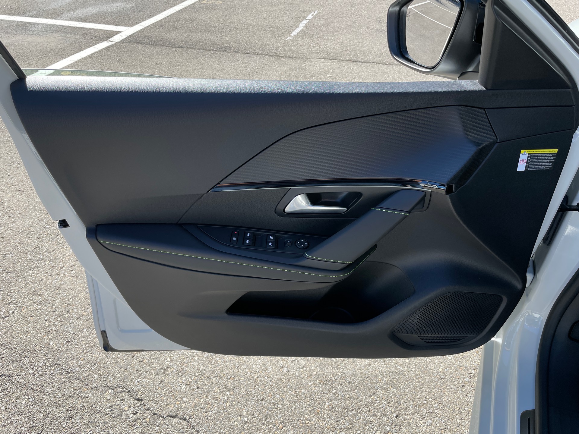 PEUGEOT 208 Elektrik GT Pack 3 Phasen Vollausstattung-image-10