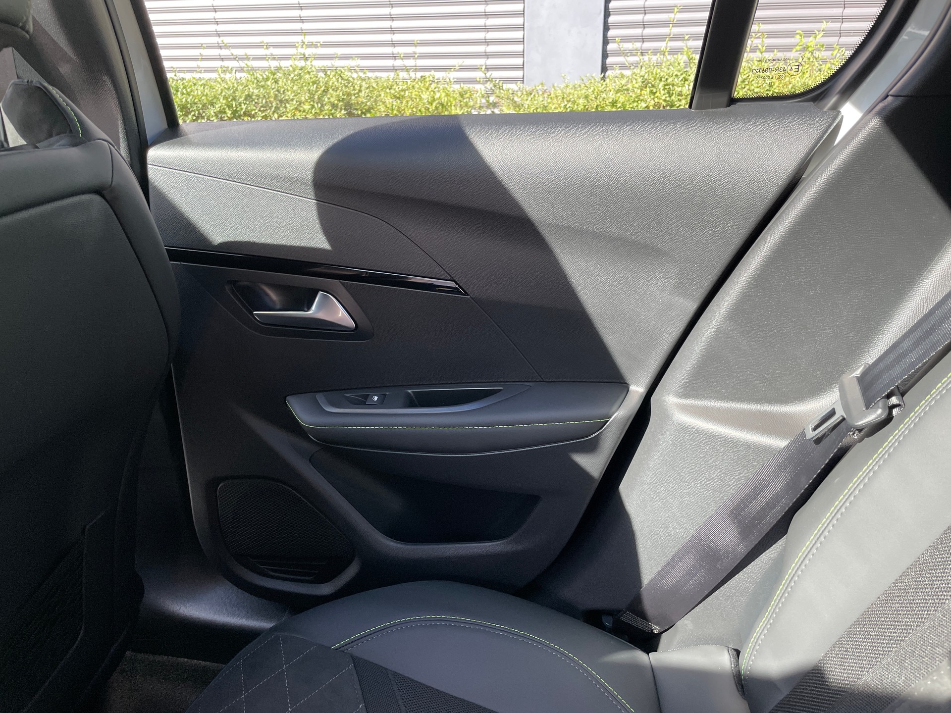 PEUGEOT 208 Elektrik GT Pack 3 Phasen Vollausstattung-image-16