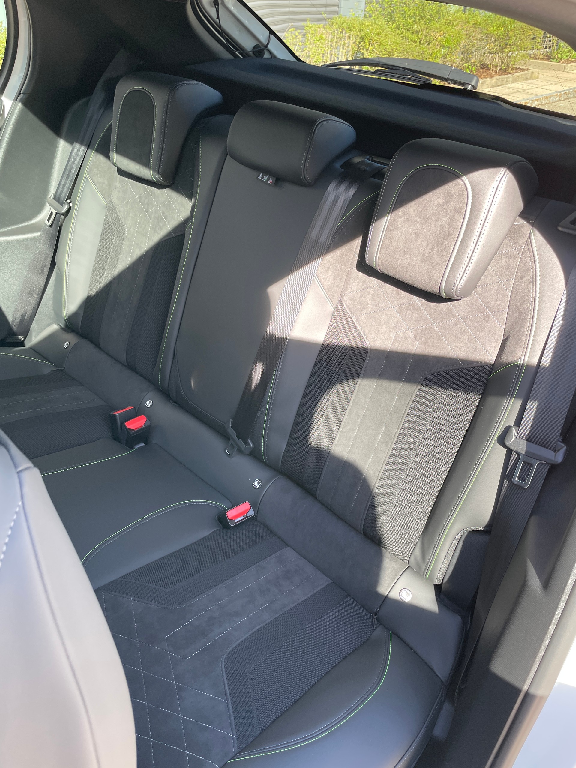 PEUGEOT 208 Elektrik GT Pack 3 Phasen Vollausstattung-image-14