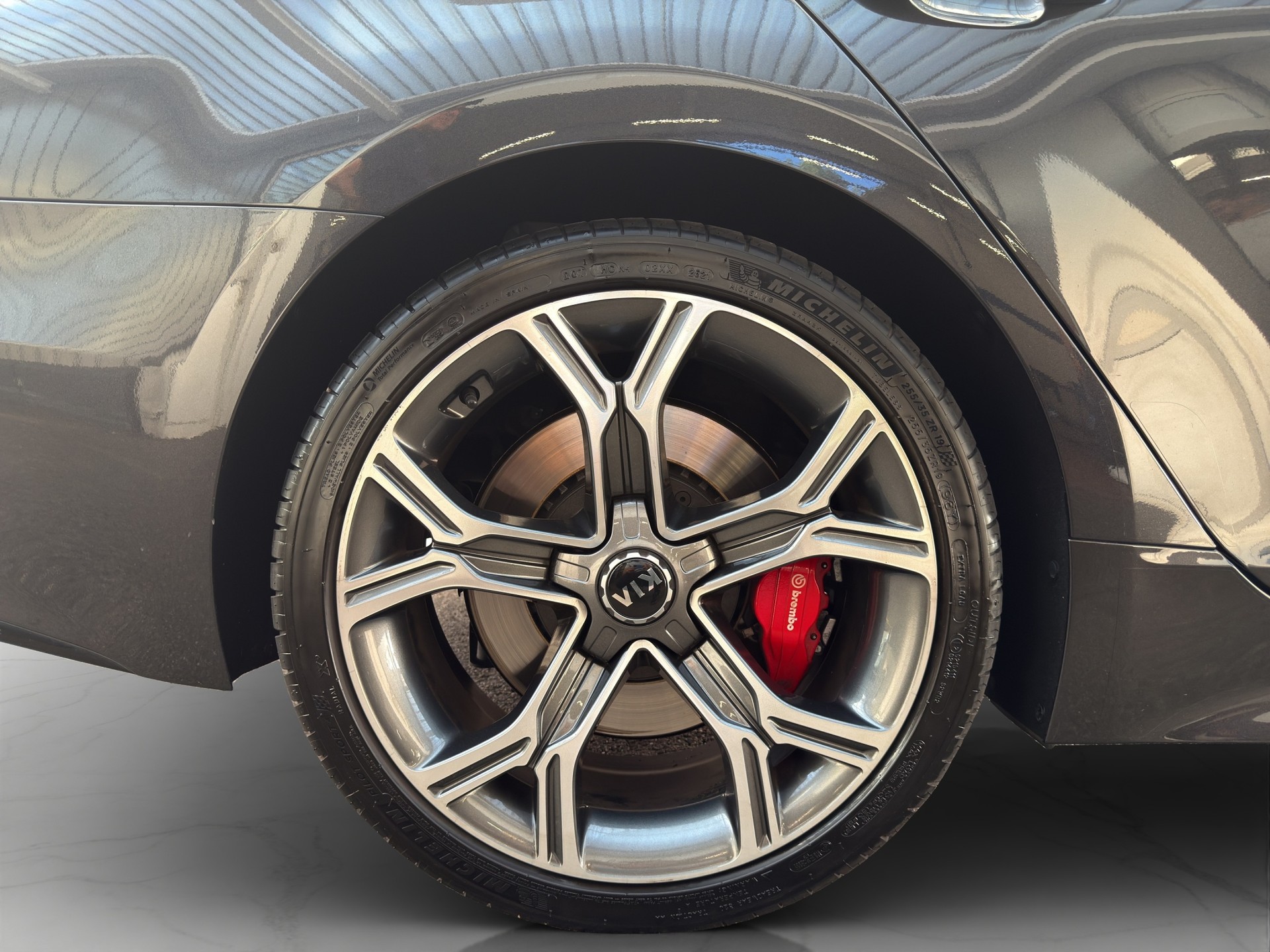 KIA Stinger 3.3 T-GDi GT AWD-image-22