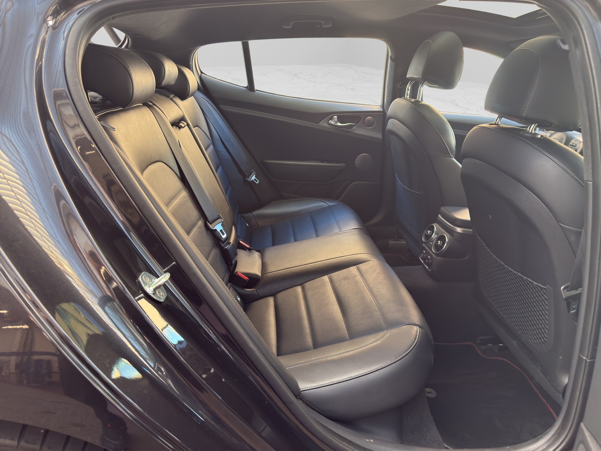 KIA Stinger 3.3 T-GDi GT AWD-image-20