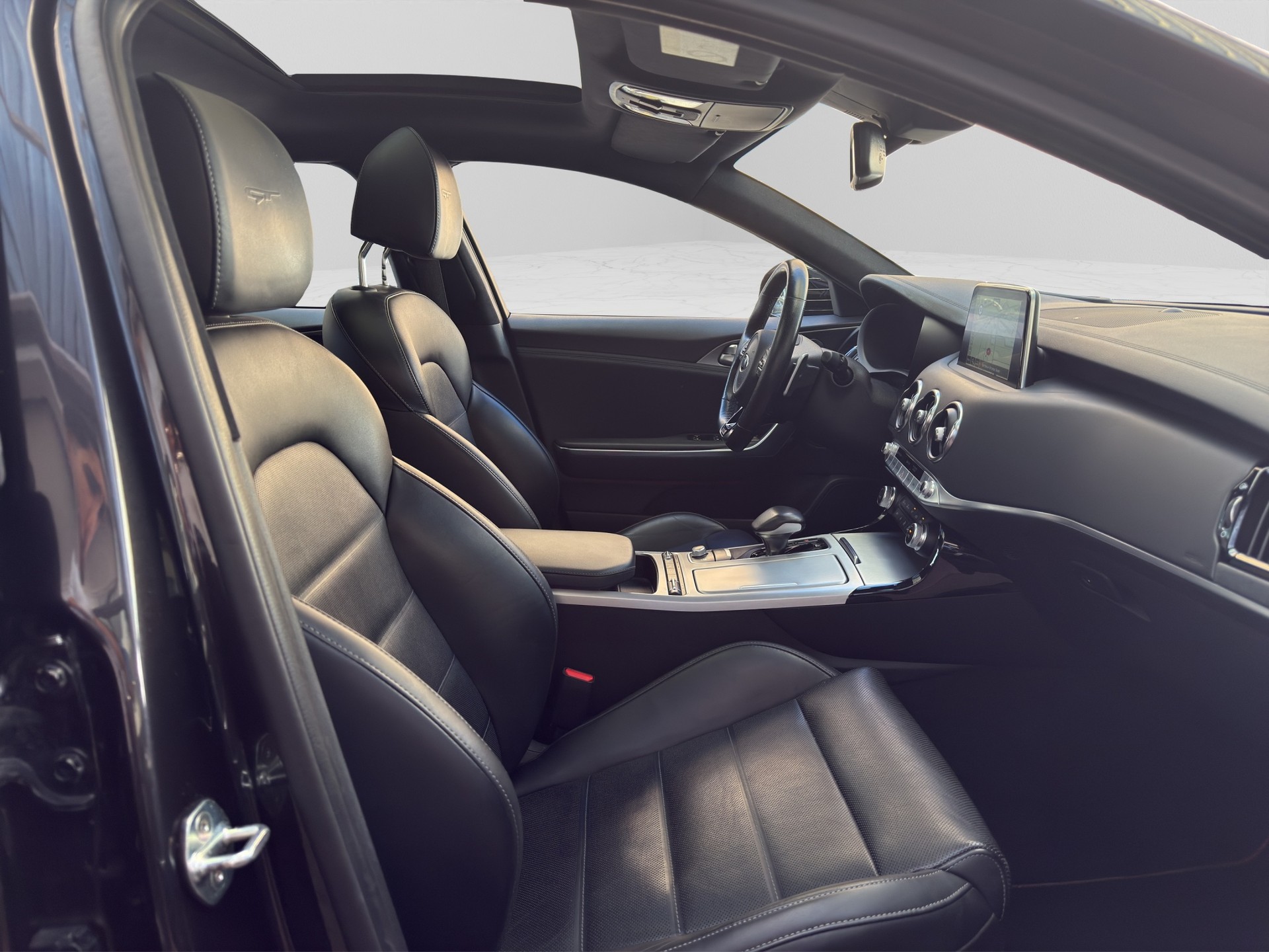 KIA Stinger 3.3 T-GDi GT AWD-image-19
