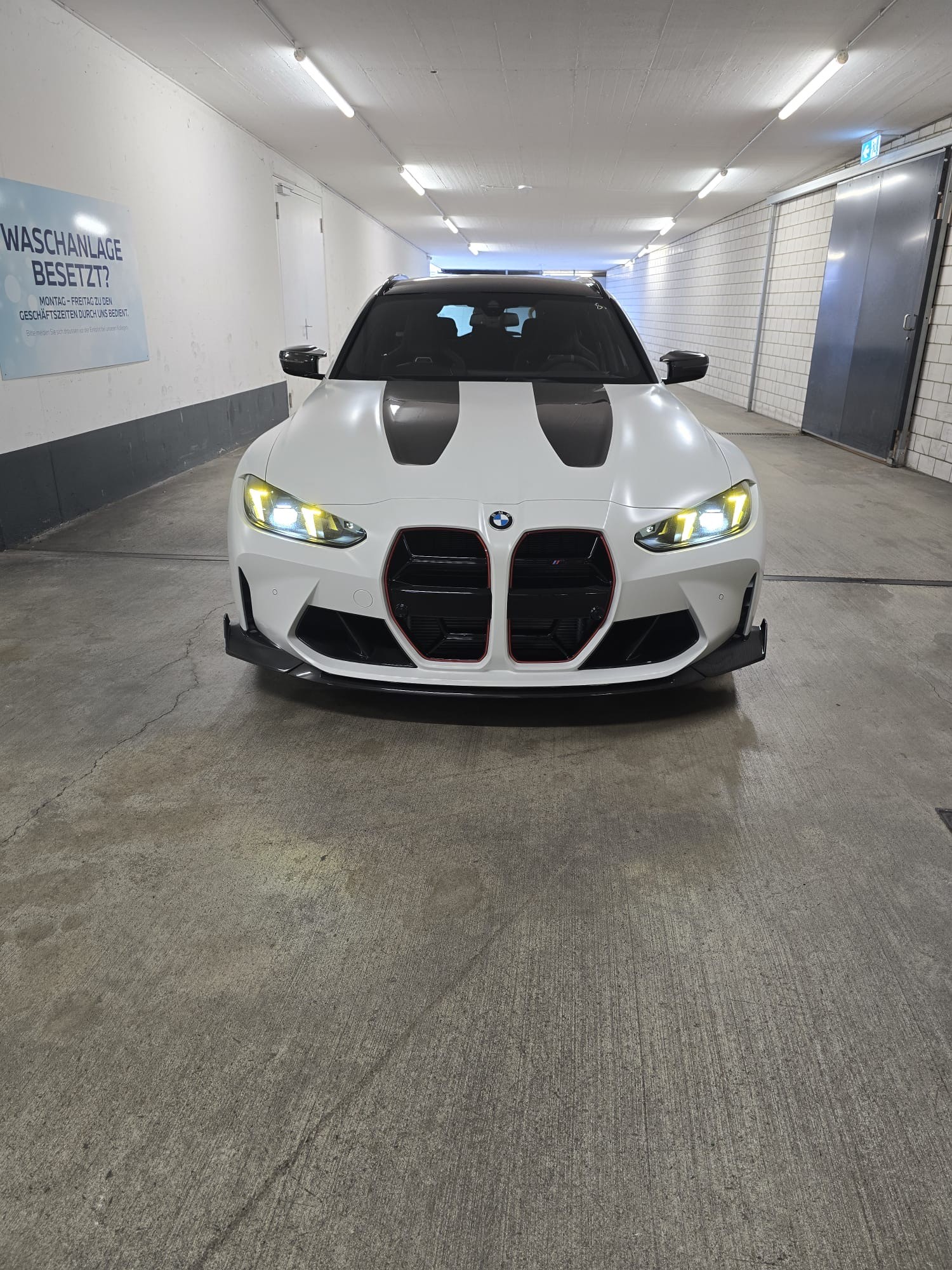 BMW M3 CS xDrive-image-2