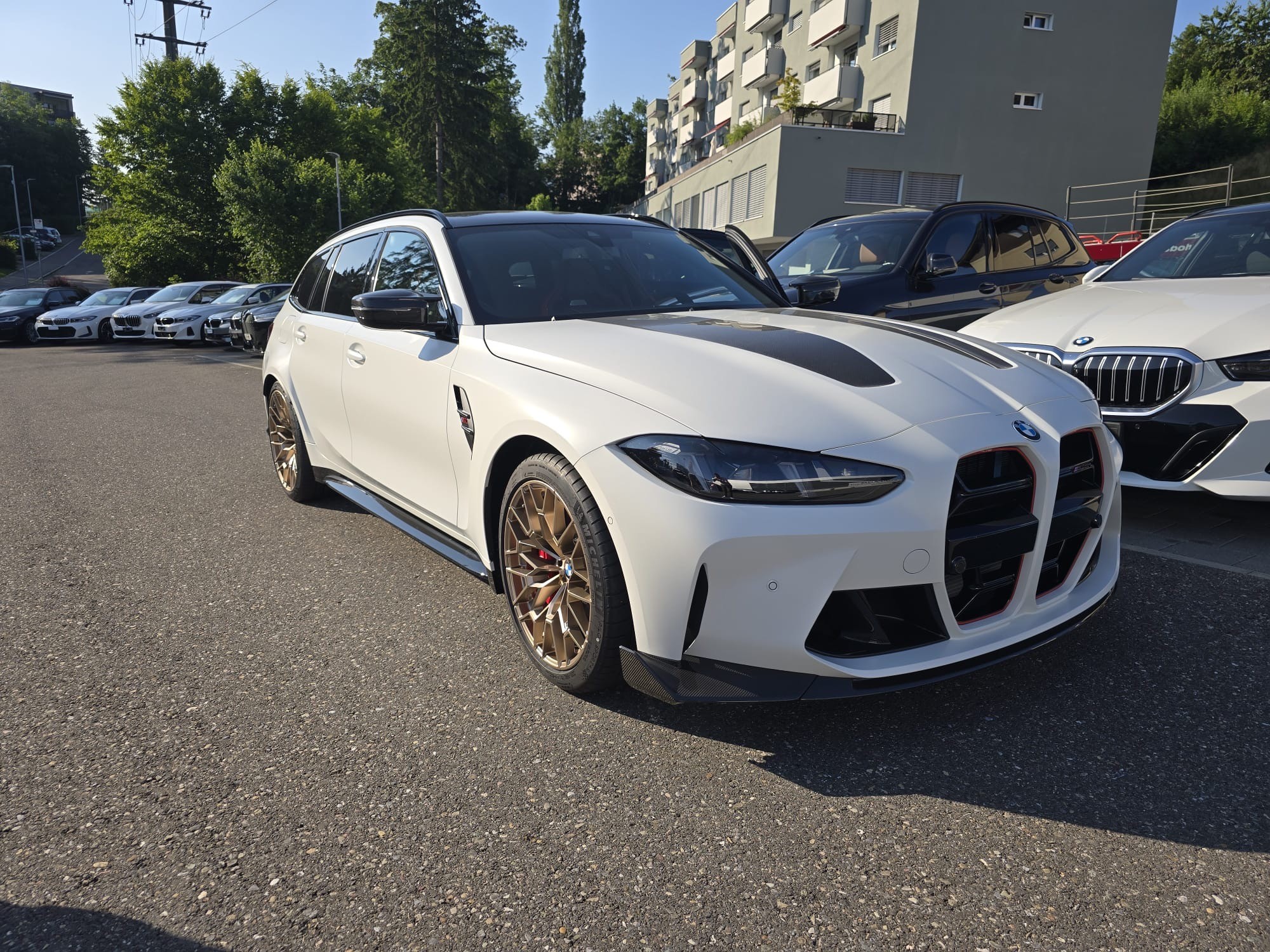 Car photo