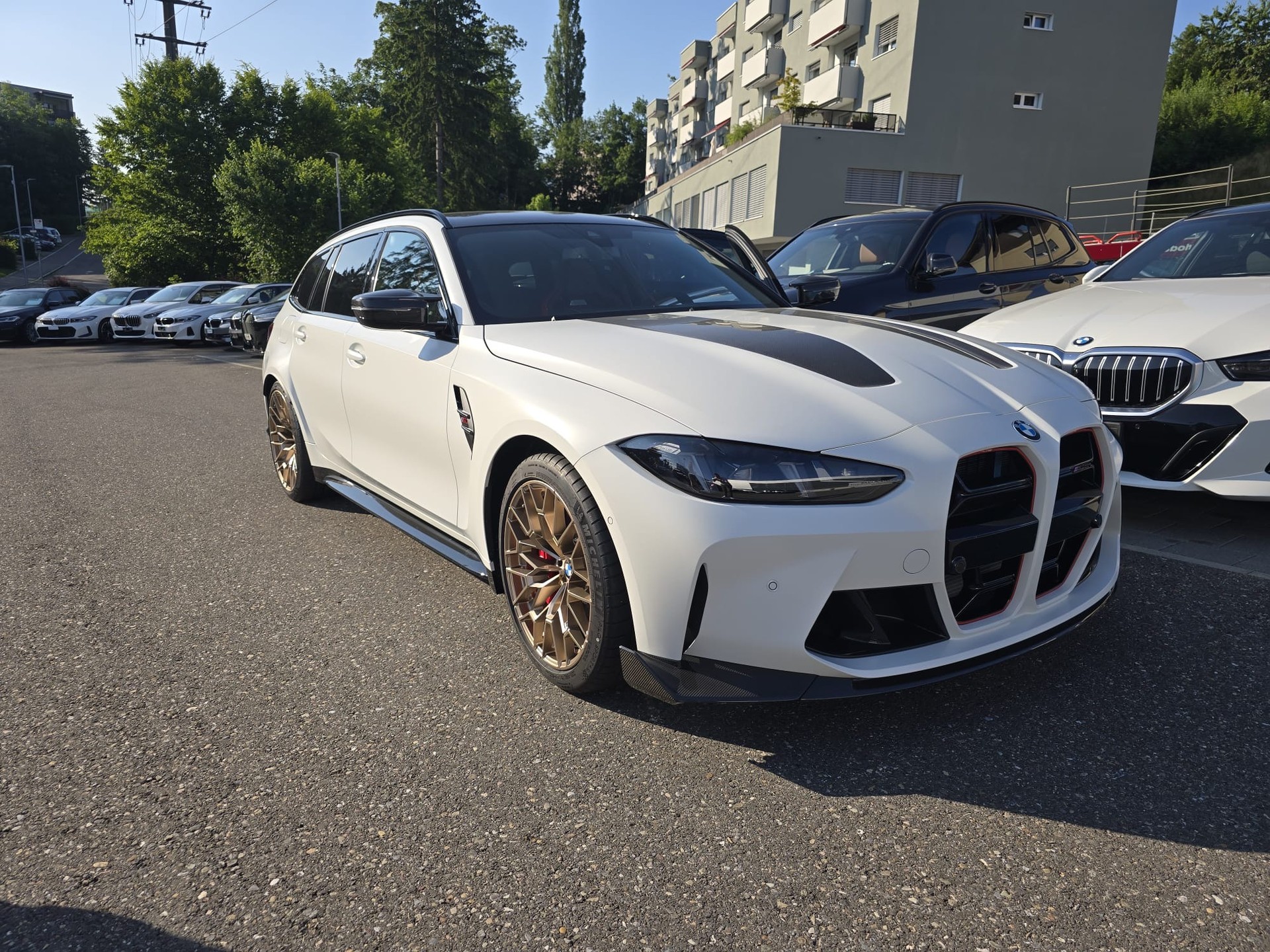 BMW M3 CS xDrive-image-0