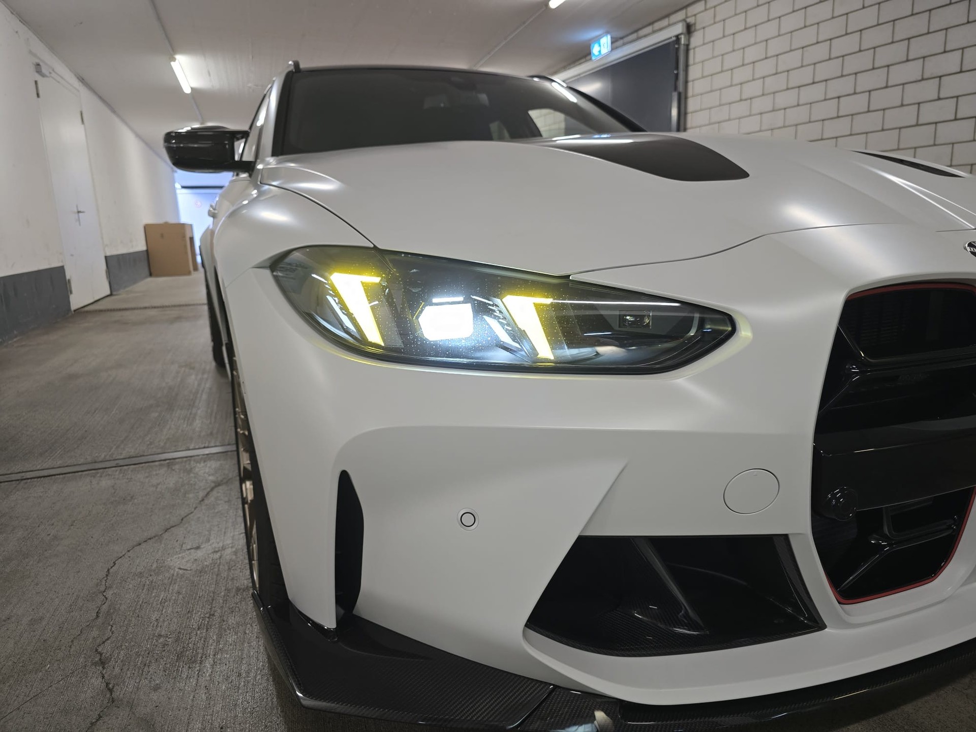 BMW M3 CS xDrive-image-3