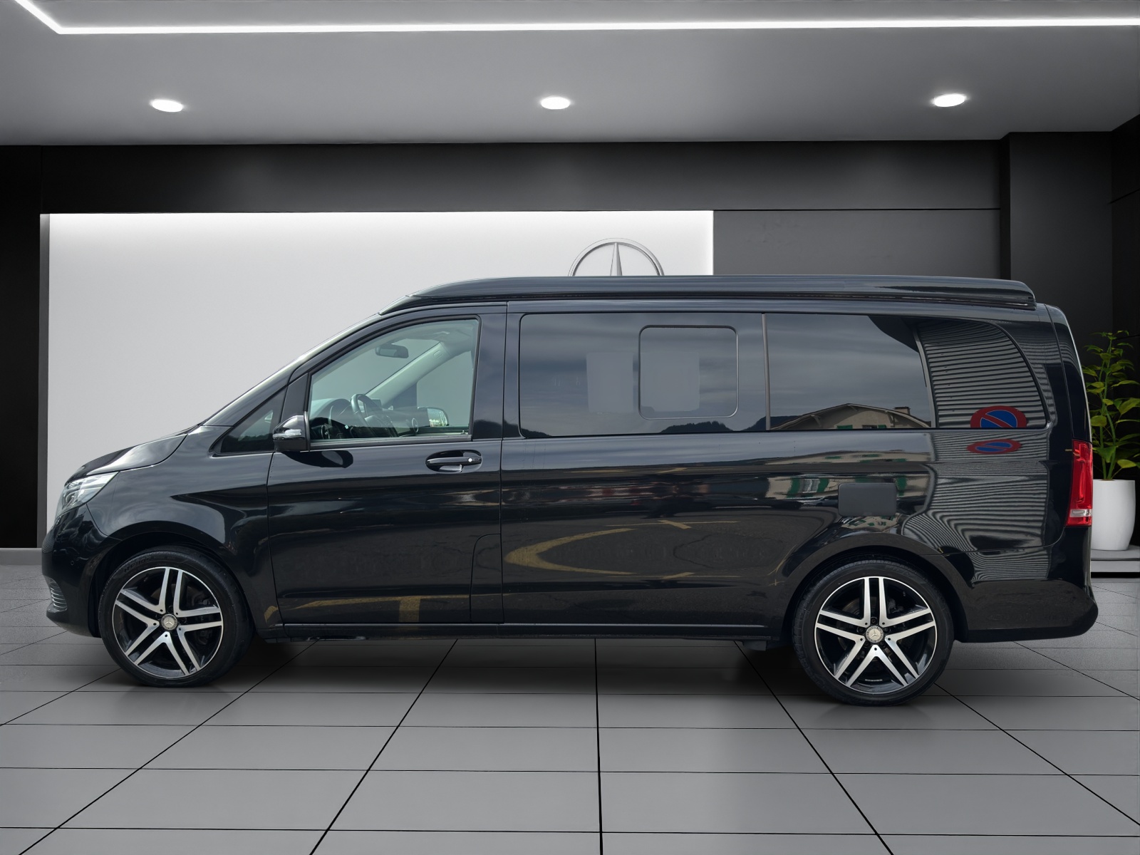 MERCEDES-BENZ Marco Polo 250 d 4M A-showroom-element-2