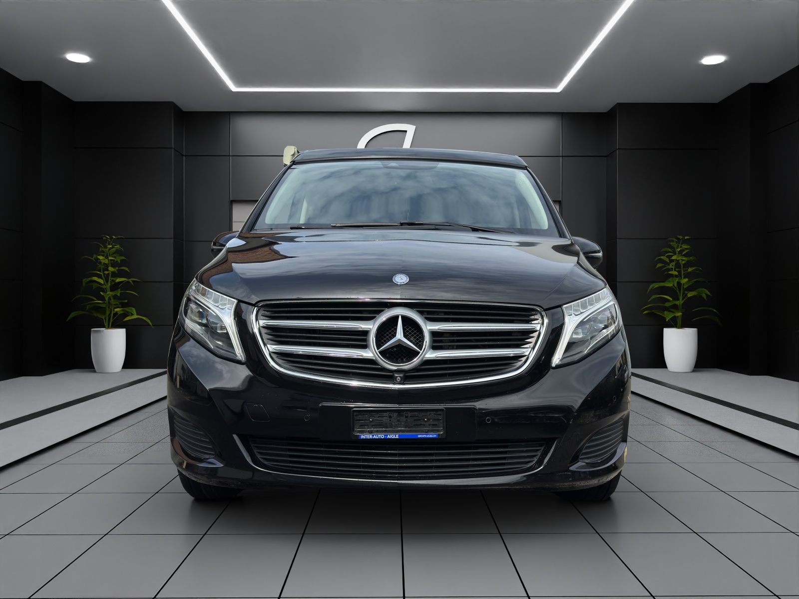 MERCEDES-BENZ Marco Polo 250 d 4M A-showroom-element-1