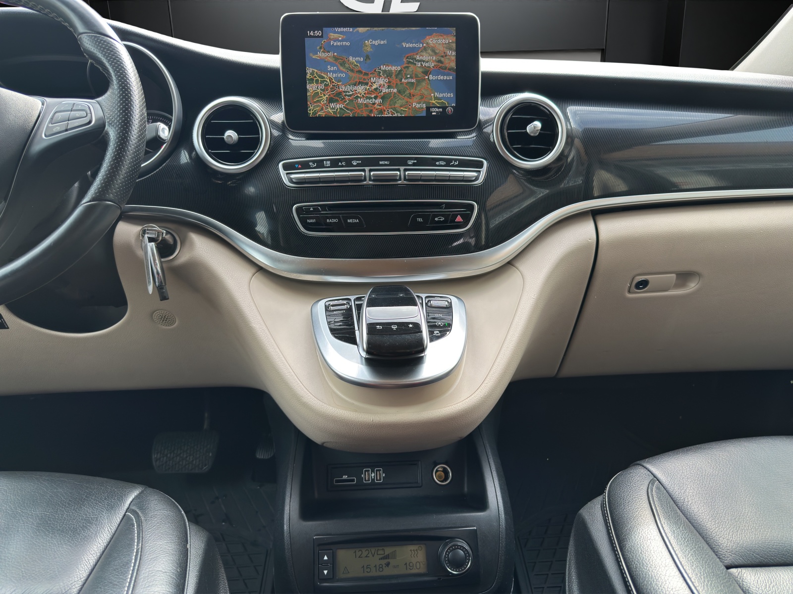 MERCEDES-BENZ Marco Polo 250 d 4M A-image-9