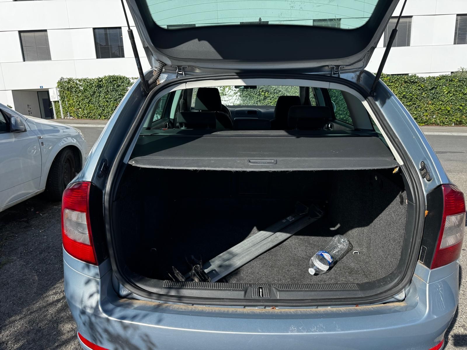 SKODA Octavia Combi 1.8 TSI Laurin & Klement 4x4-image-6