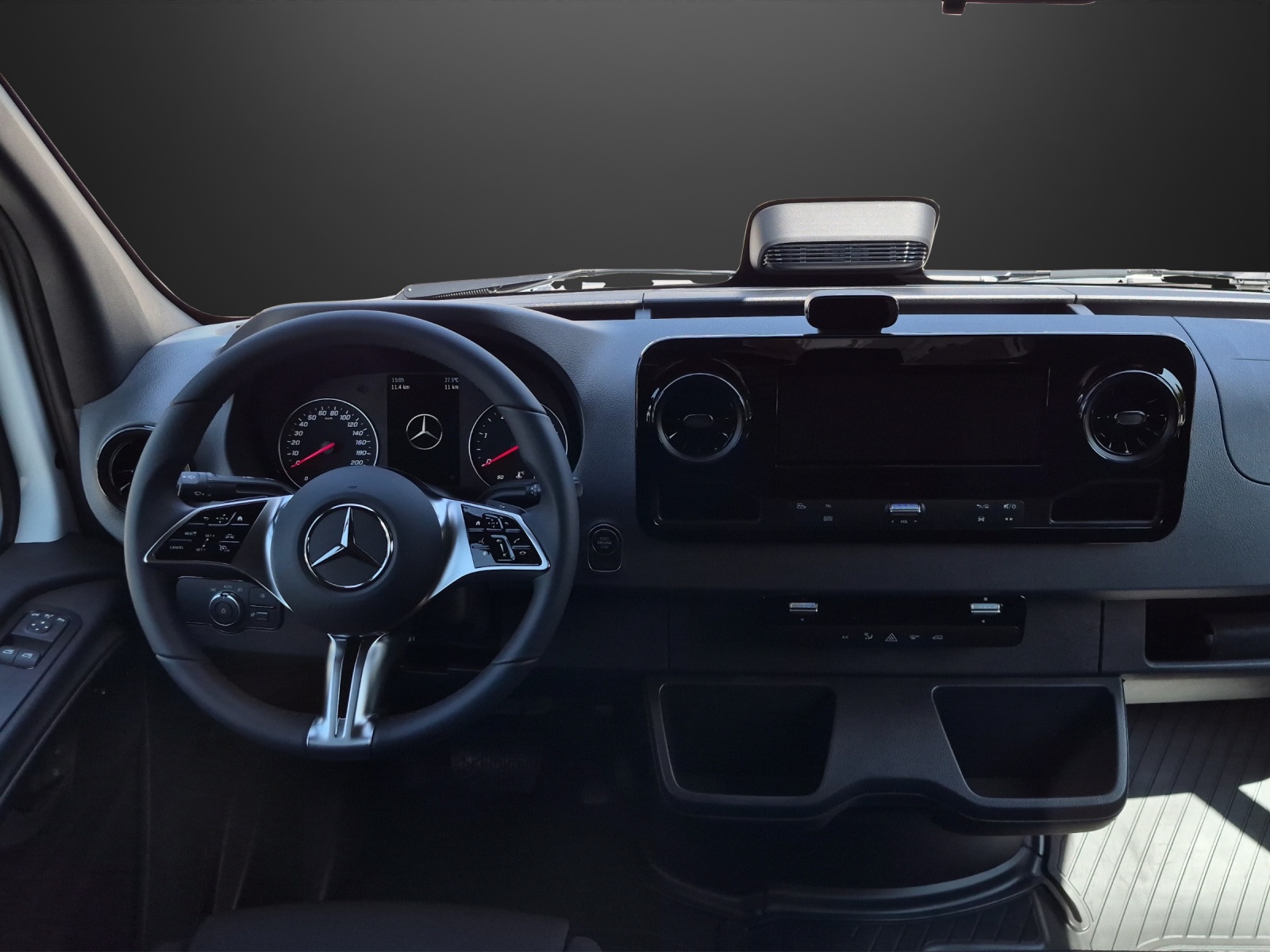 MERCEDES-BENZ Sprinter 319 CDI Standard 9G-TRONIC-image-9