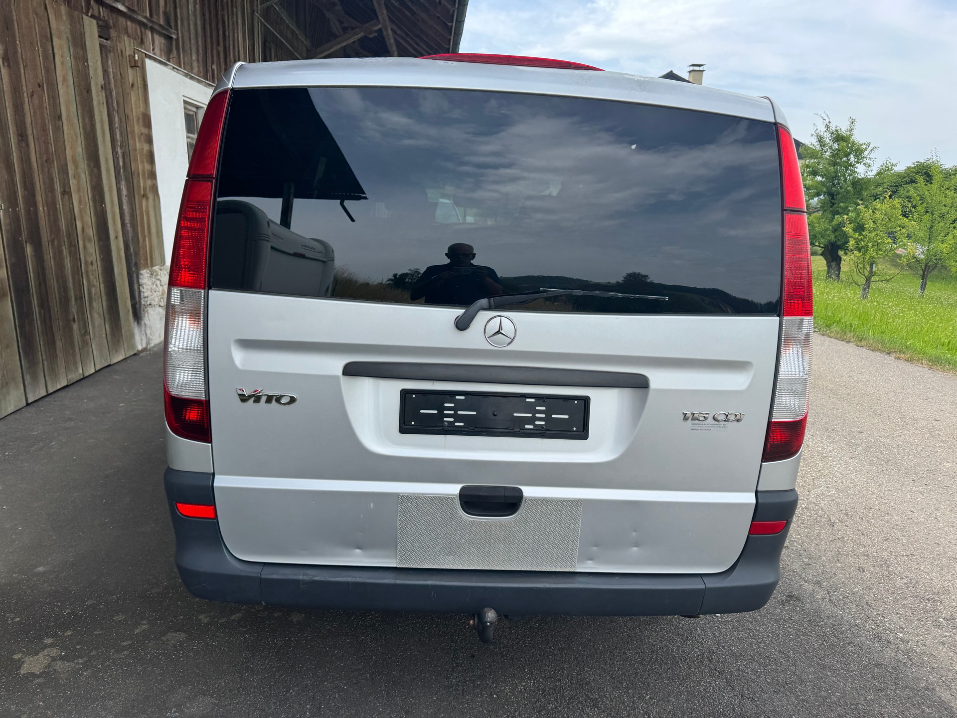 MERCEDES-BENZ Vito 115 CDI EL-image-17