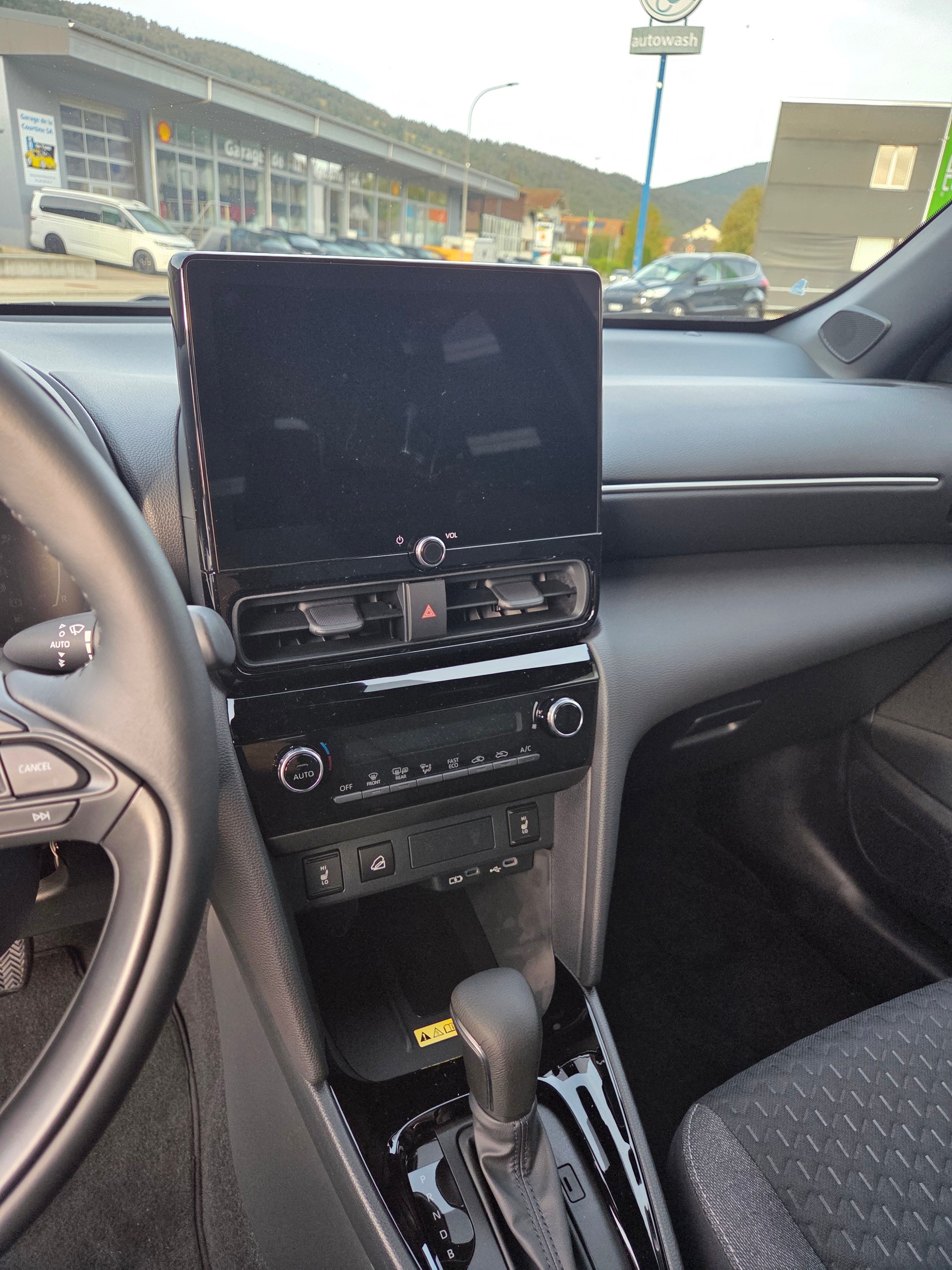 TOYOTA Yaris Cross 1.5 Trend AWDi e-CVT 130CV-image-7