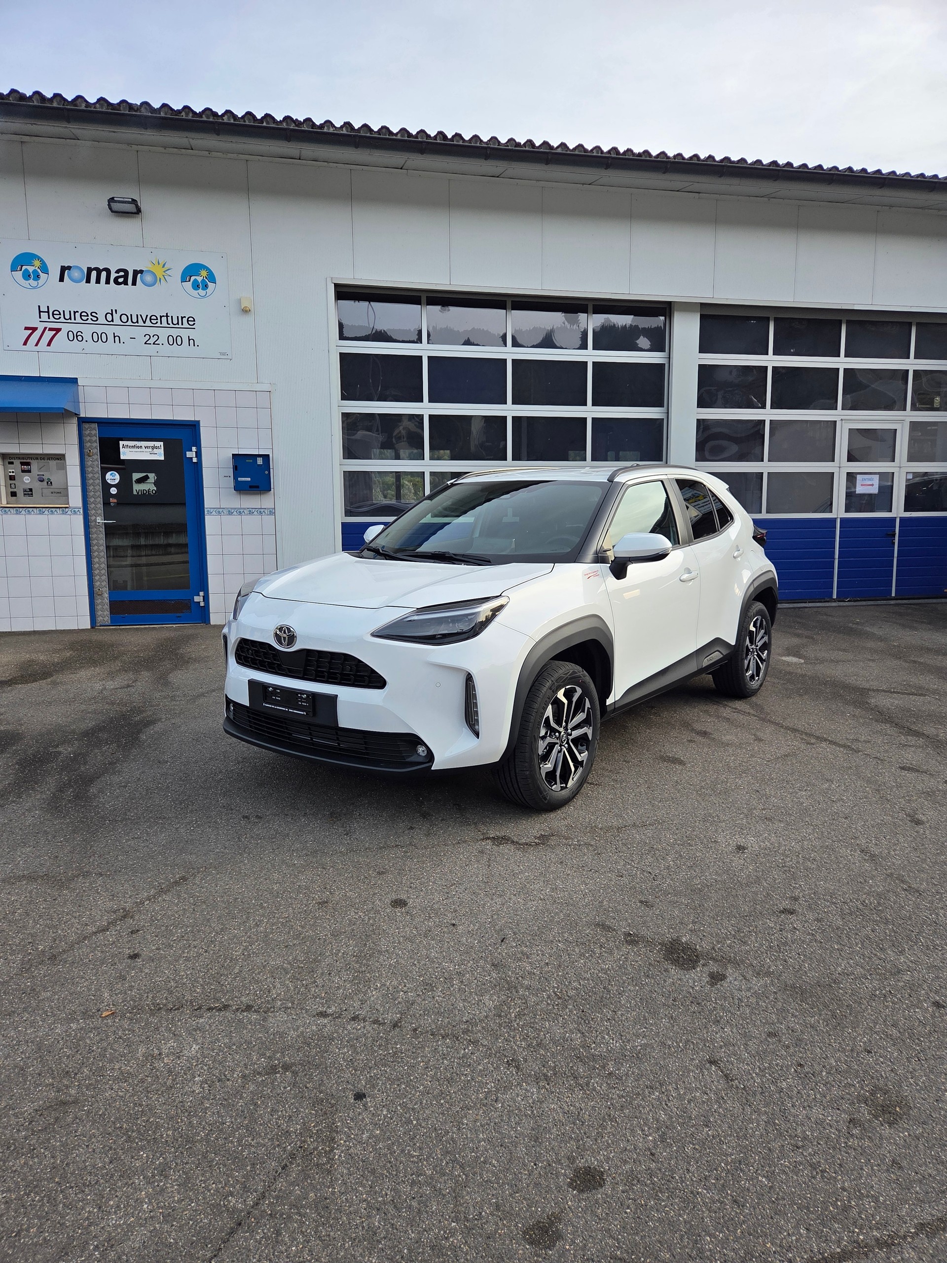 TOYOTA Yaris Cross 1.5 Trend AWDi e-CVT 130CV-image-0