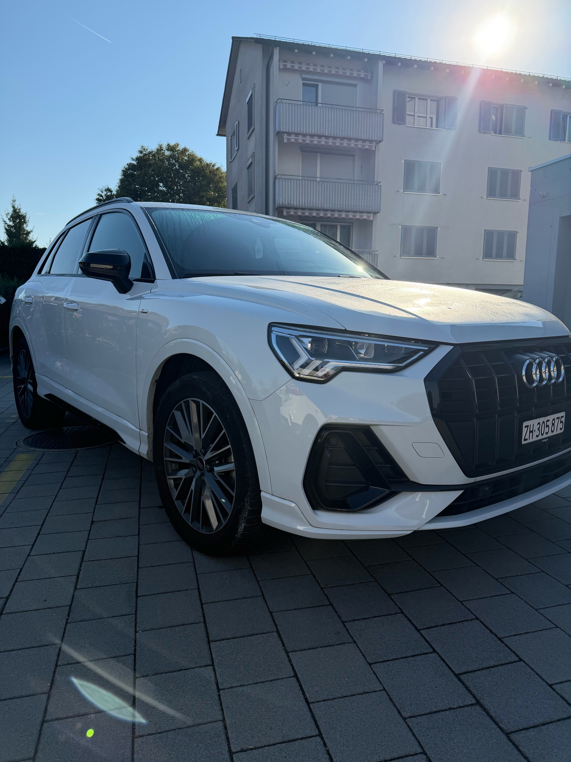 AUDI 1.5 35 TFSI S line Attraction S-Tronic-image-0