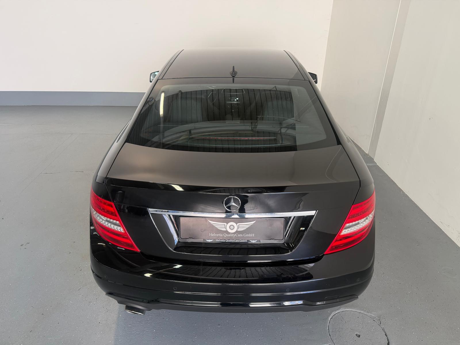 MERCEDES-BENZ C 180 Coupé 7G-Tronic-image-10