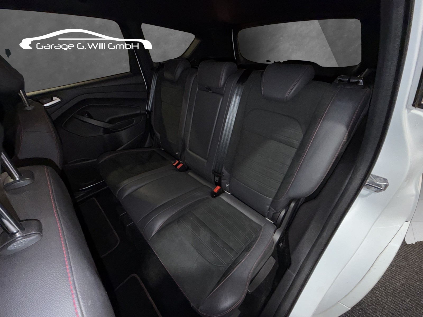 FORD Kuga 1.5 SCTi ST Line High 4WD Automatic-image-15