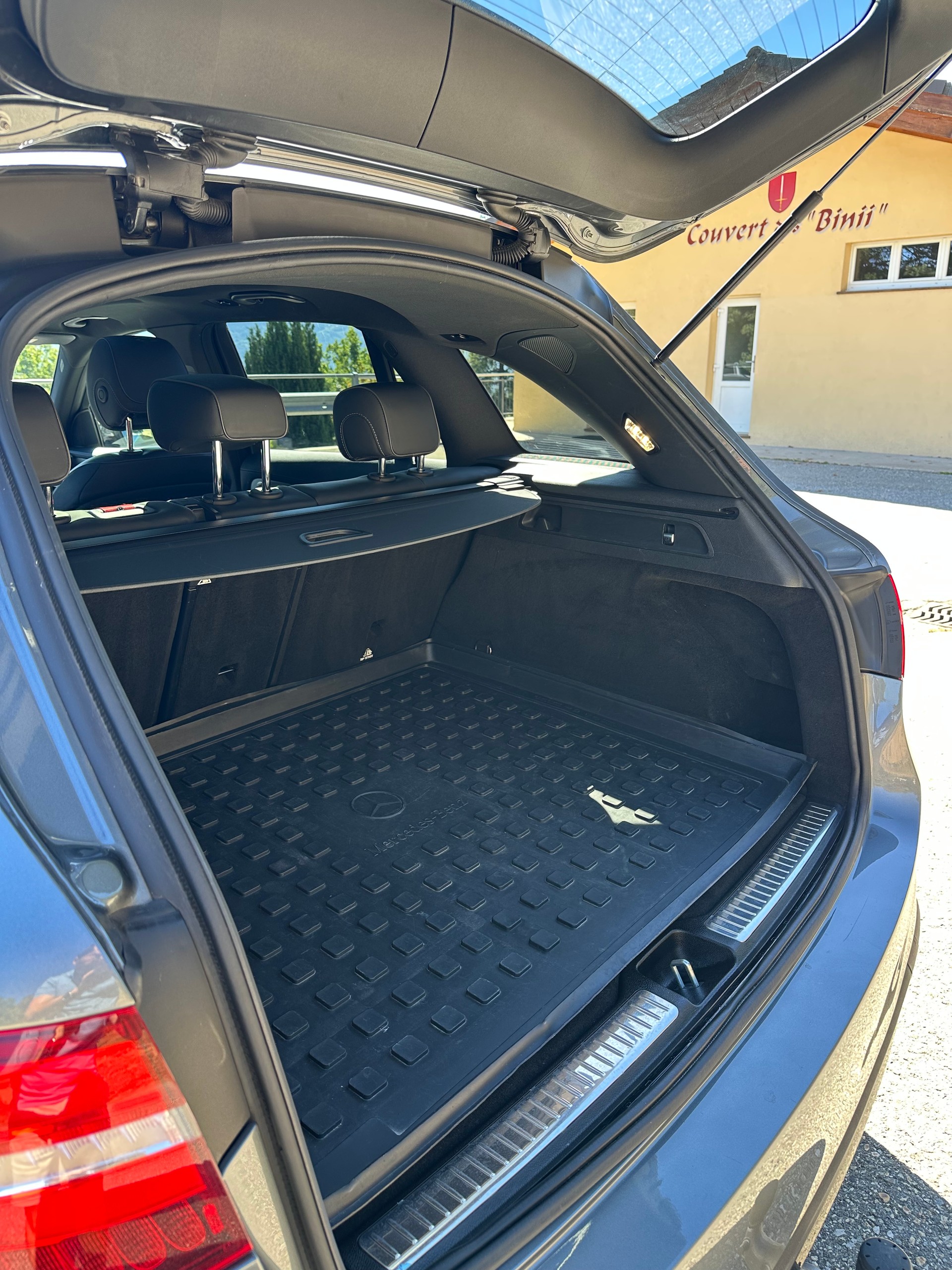 MERCEDES-BENZ GLC 43 AMG 4m-image-16