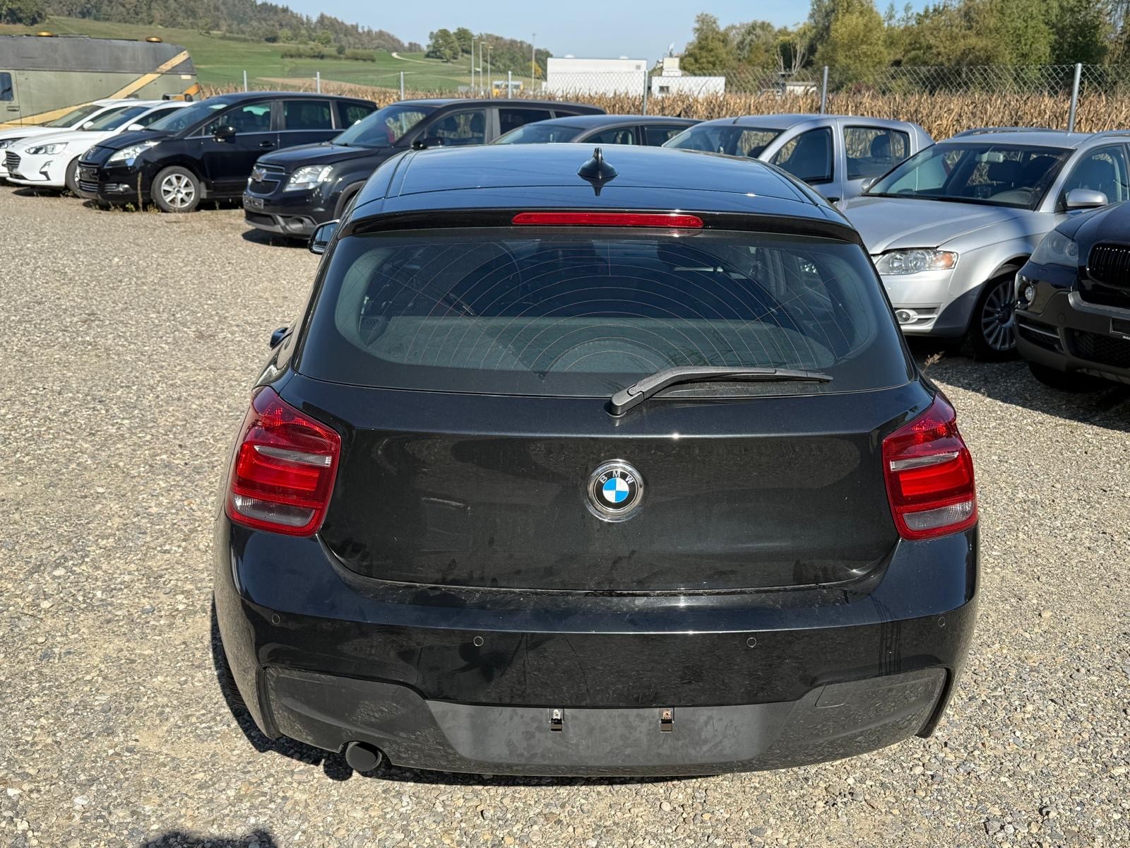 BMW 116i-image-12