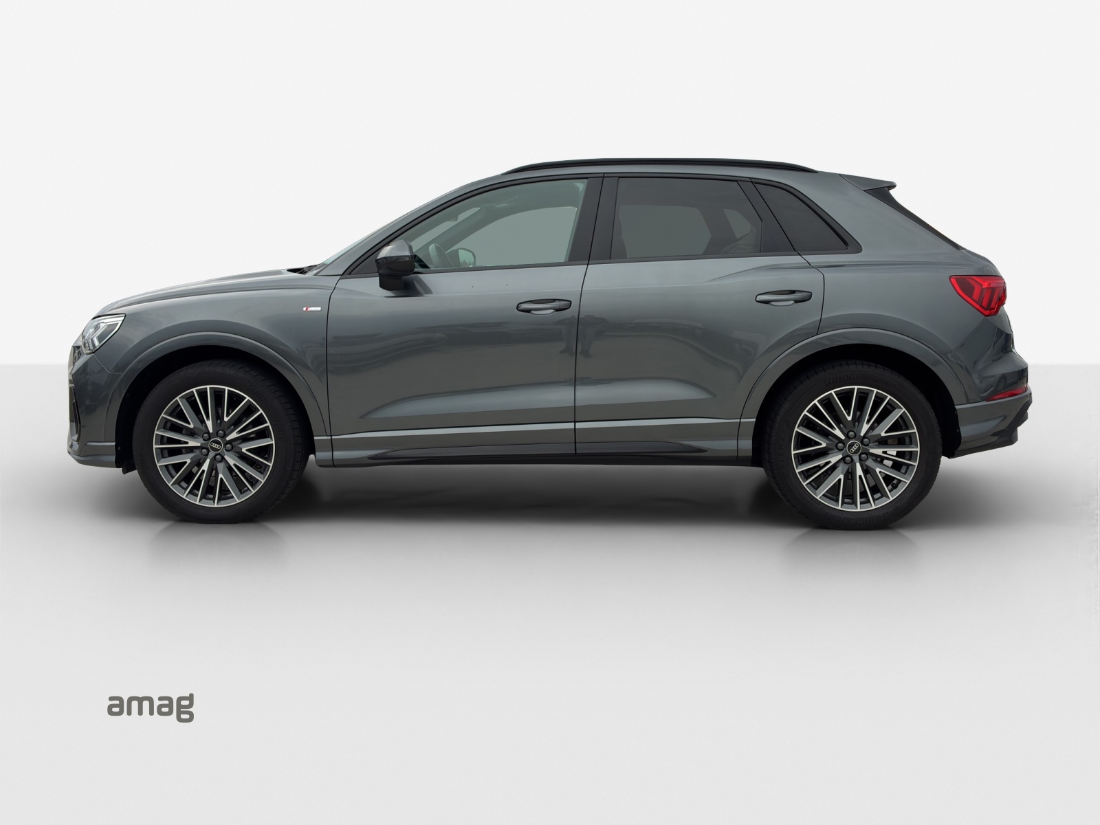 AUDI Q3 35 TFSI S line Attraction S-tronic-image-1